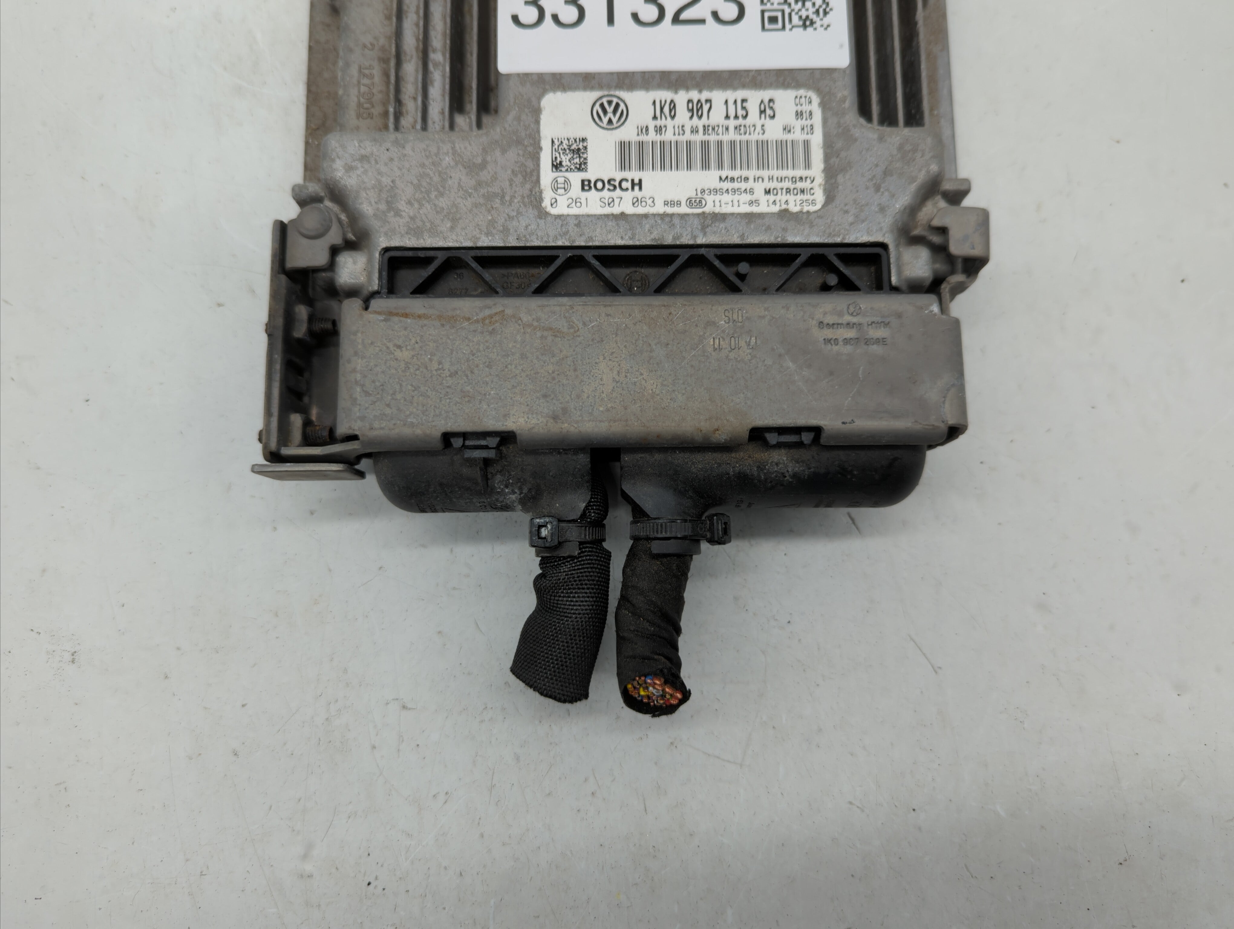 2010-2012 Volkswagen Gti PCM Engine Computer ECU ECM PCU OEM P/N:1K0 907 115 AM 1KO 907 115 AP Fits 2010 2011 2012 OEM Used Auto Parts - Oemusedautoparts1.com