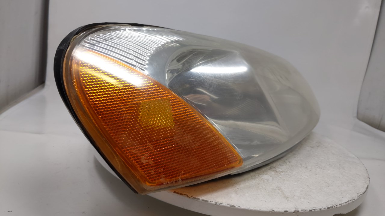 2005 Dodge Stratus Passenger Right Oem Head Light Lamp  R8s40b05 - Oemusedautoparts1.com