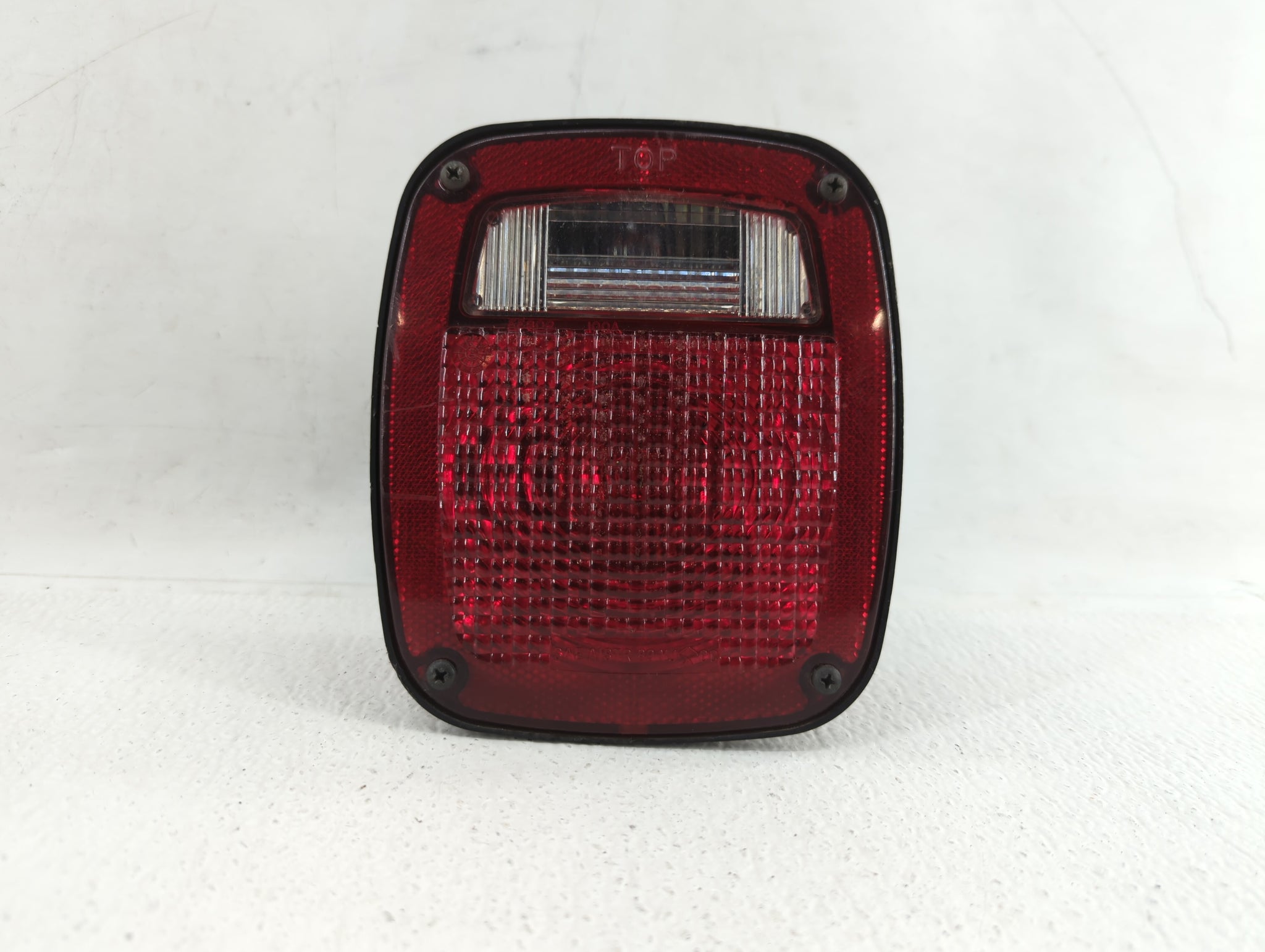 1998-2006 Jeep Wrangler Tail Light Assembly Driver Left OEM P/N:56018649  Fits 1998 1999 2000 2001 2002 2003 2004 2005 2006 OEM Used Auto Parts |  