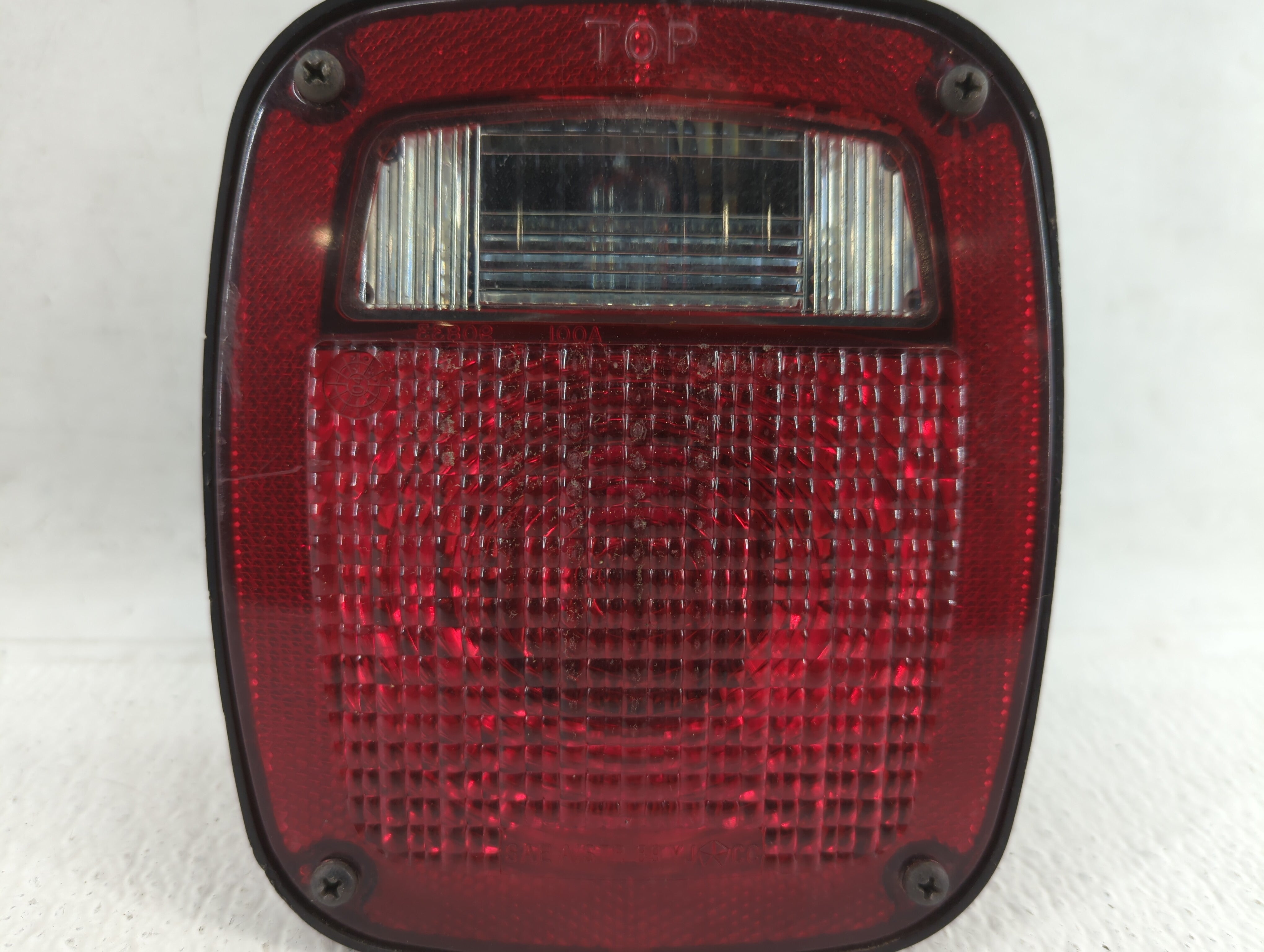 1998-2006 Jeep Wrangler Tail Light Assembly Driver Left OEM P/N:56018649  Fits 1998 1999 2000 2001 2002 2003 2004 2005 2006 OEM Used Auto Parts |  