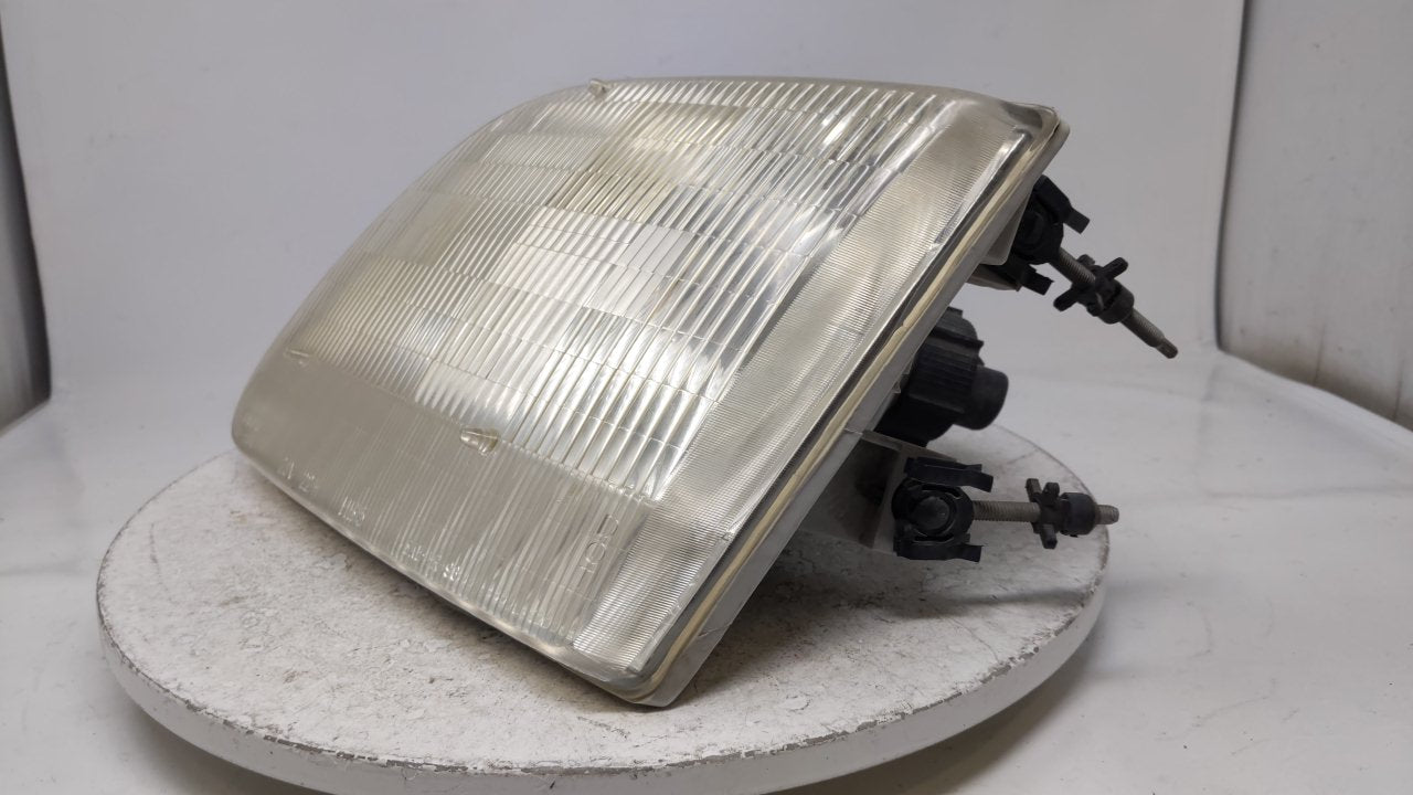 1997-2004 Ford F150 Driver Left Oem Head Light Lamp  R8s40b25 - Oemusedautoparts1.com