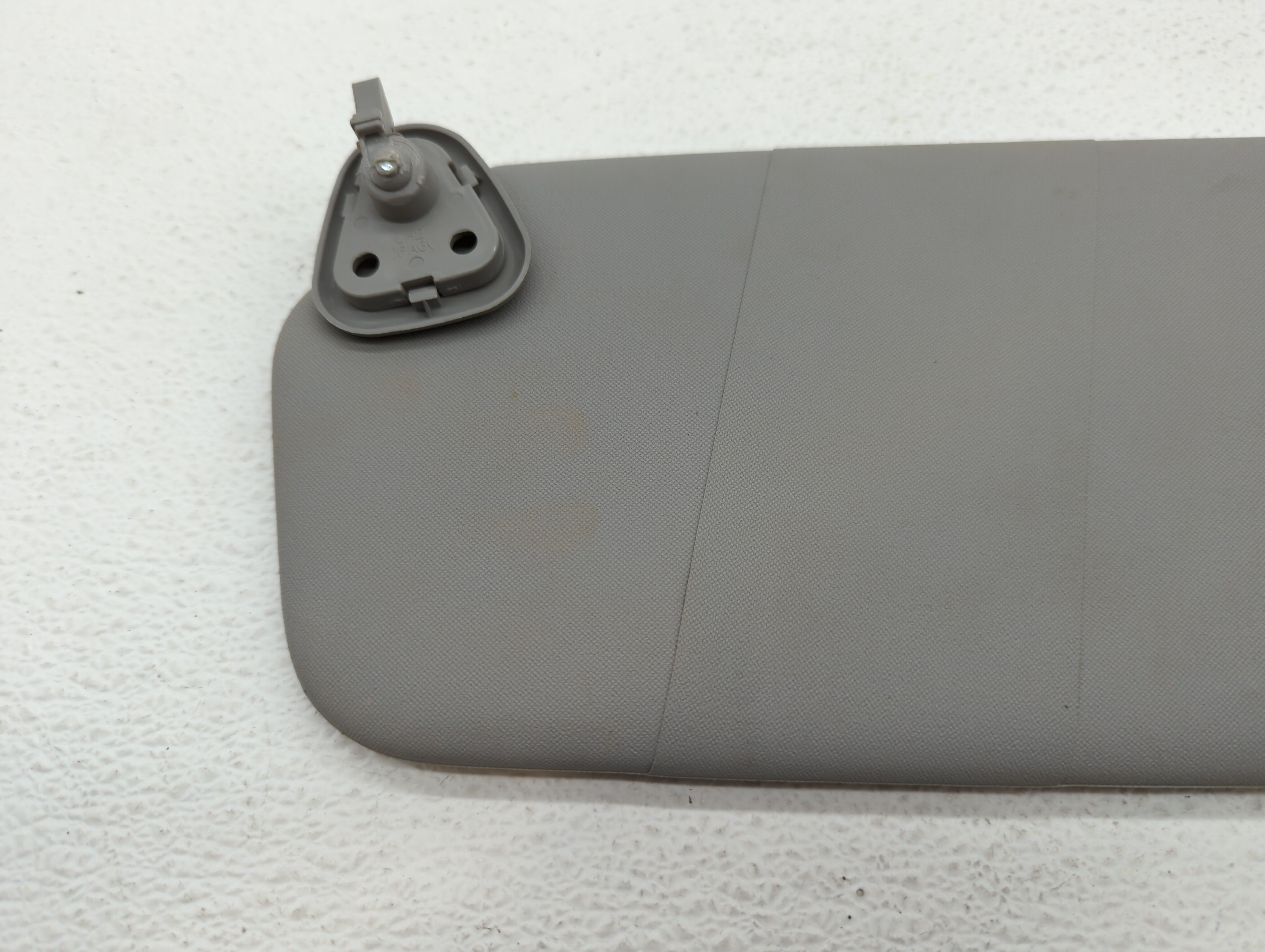 2006-2011 Hyundai Accent Sun Visor Replacement Driver Left Mirror Fits 2006 2007 2008 2009 2010 2011 OEM Used Auto Parts - Oemusedautoparts1.com