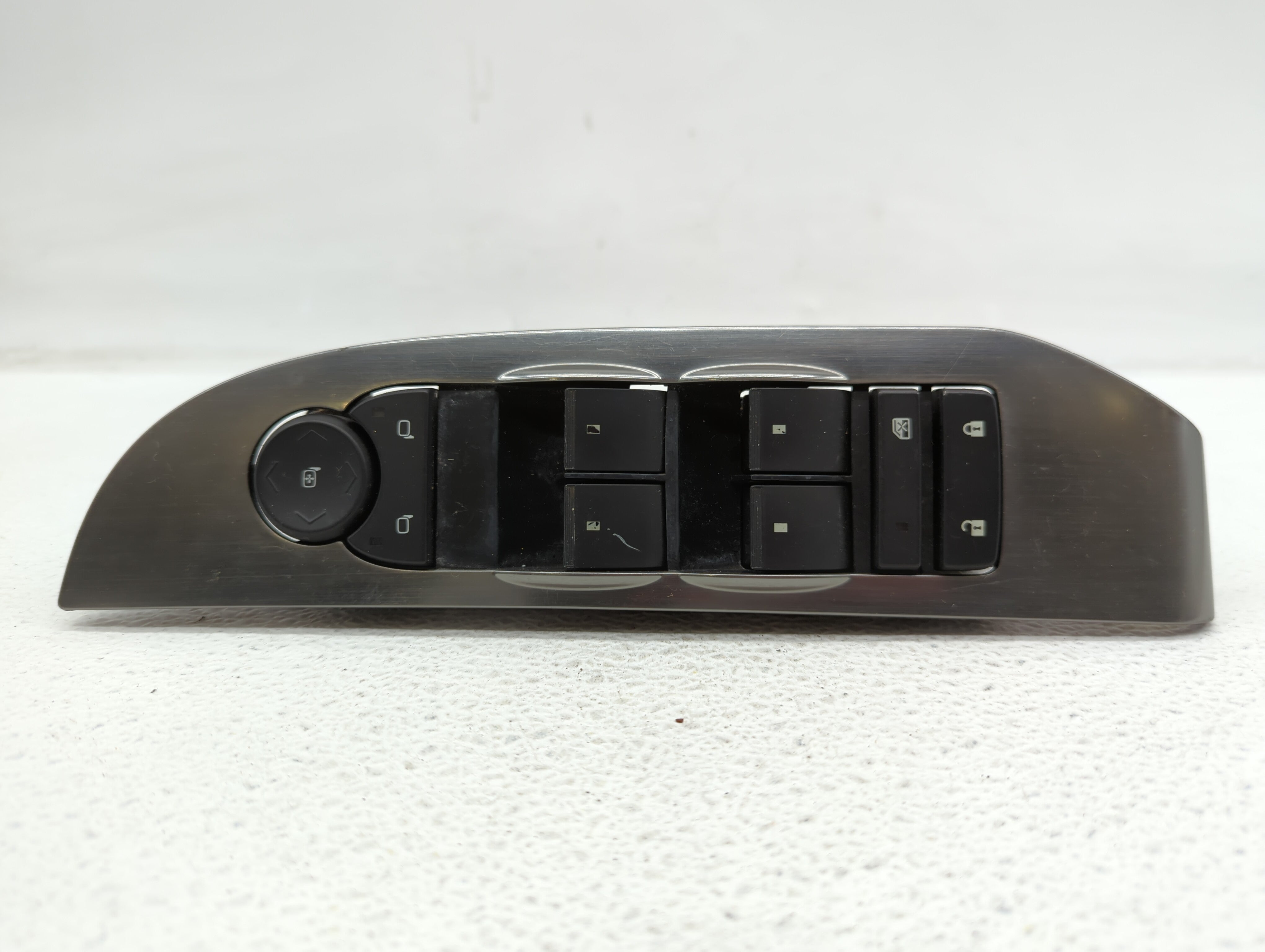 2007-2014 Chevrolet Suburban Master Power Window Switch Replacement Driver Side Left P/N:25836980 20945129 Fits OEM Used Auto Parts - Oemusedautoparts1.com