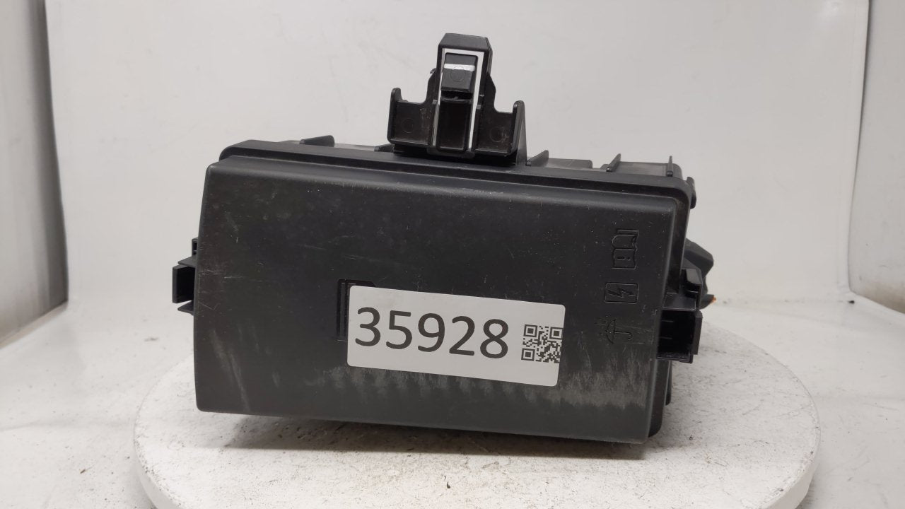 2019 Ford At9513 Fusebox Fuse Box Panel Relay Module Fits OEM Used Auto Parts - Oemusedautoparts1.com