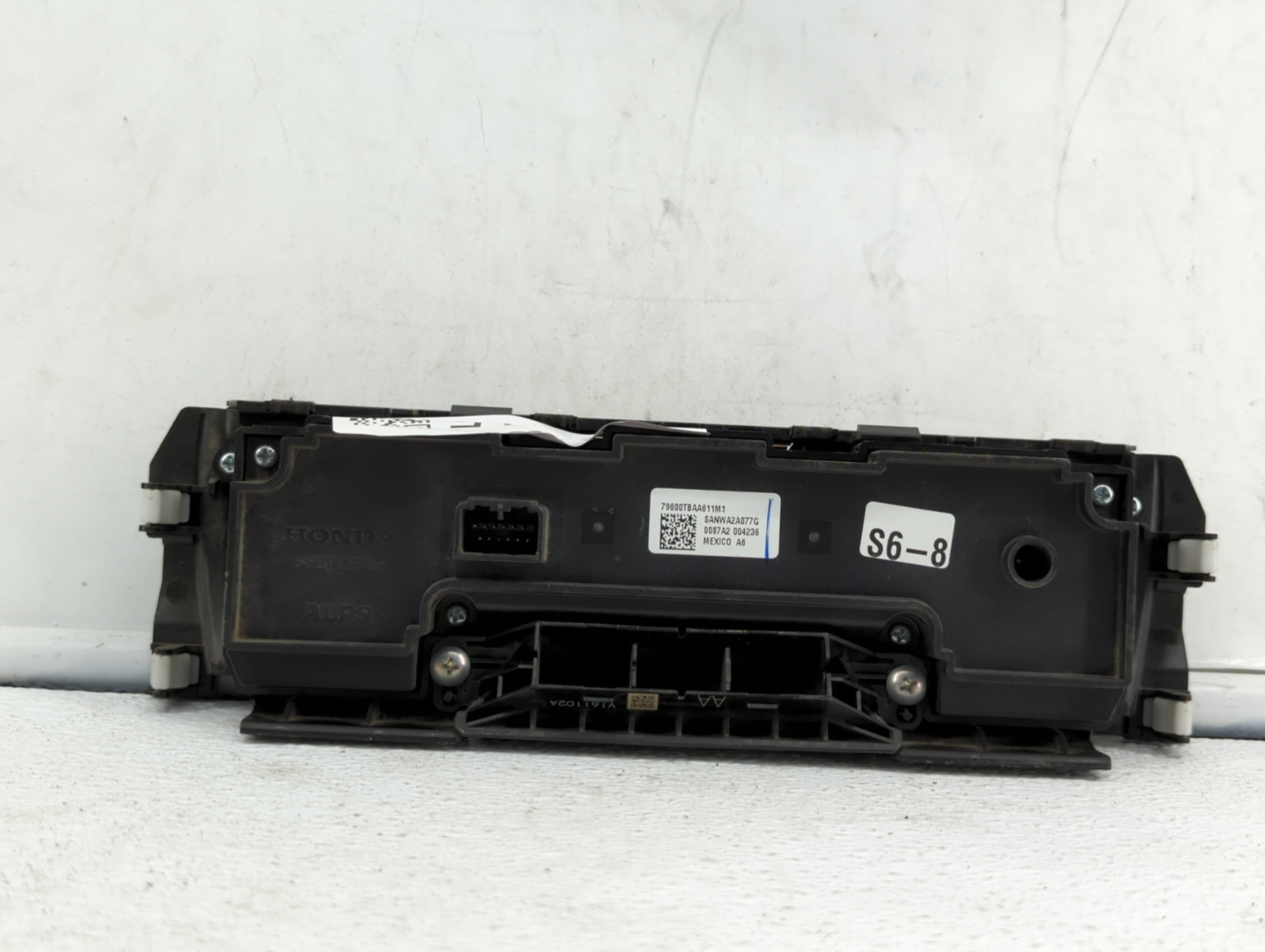 2016-2018 Honda Civic Climate Control Module Temperature AC/Heater Replacement P/N:79600-TGG-A610-M1 79600TGGA610M1 Fits OEM Used Auto Parts - Oemusedautoparts1.com