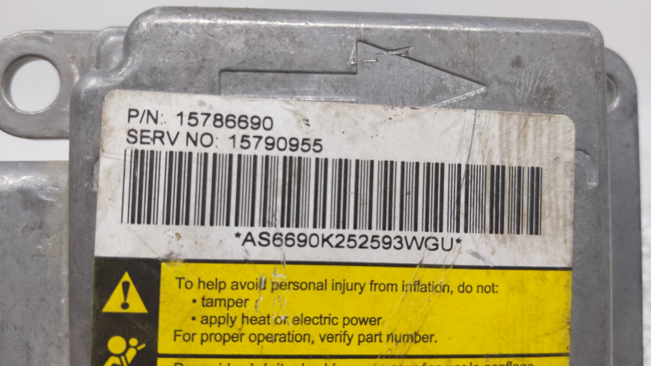 2006 Saturn Vue PCM Engine Computer ECU ECM PCU OEM P/N:15786690 Fits 2004 OEM Used Auto Parts - Oemusedautoparts1.com