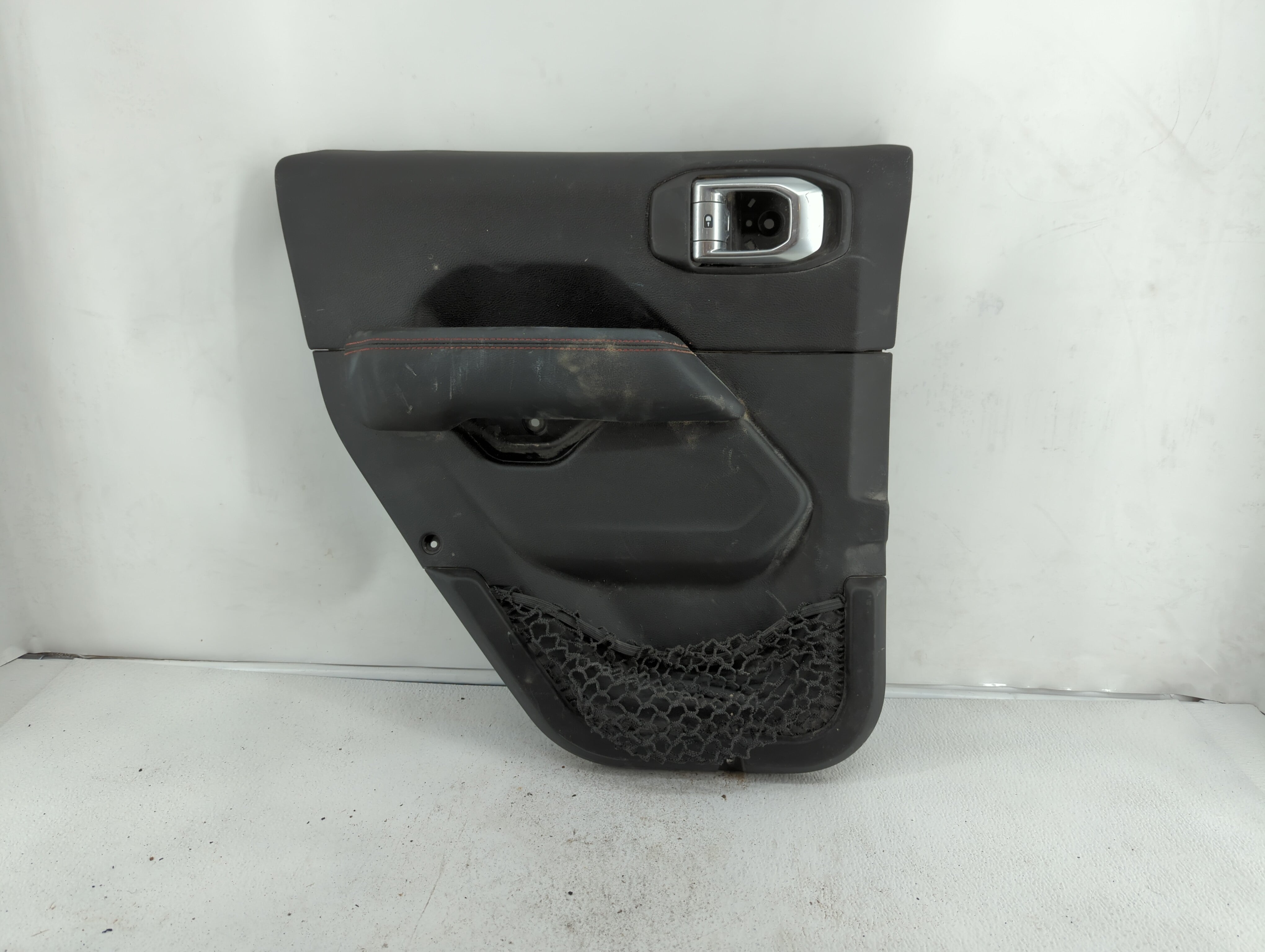 2020 Jeep Wrangler Rear Left Driver Interior Door Panel Trim Black - Oemusedautoparts1.com