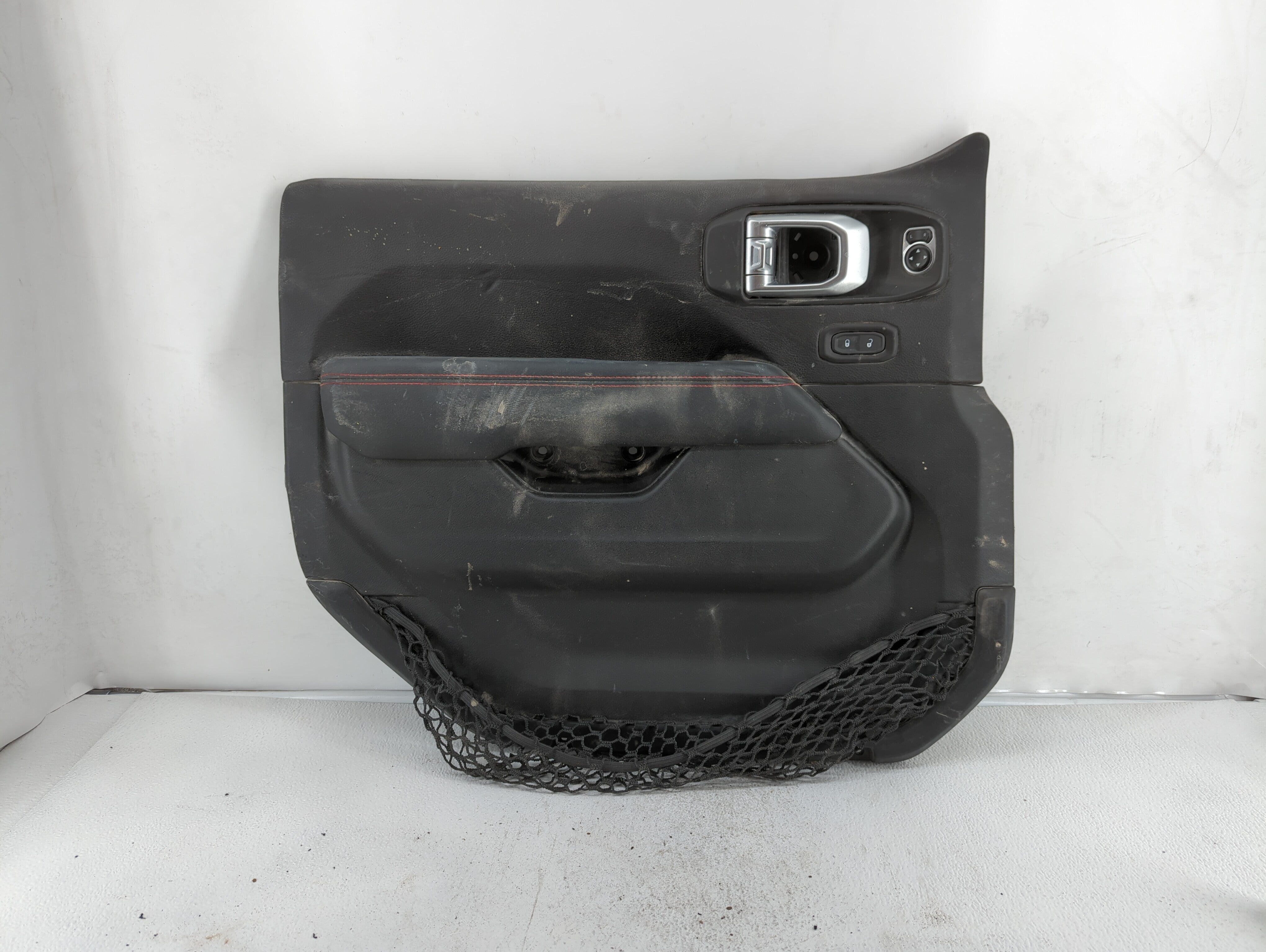 2020 Jeep Gladiator Front Left Driver Interior Door Panel Trim Black - Oemusedautoparts1.com