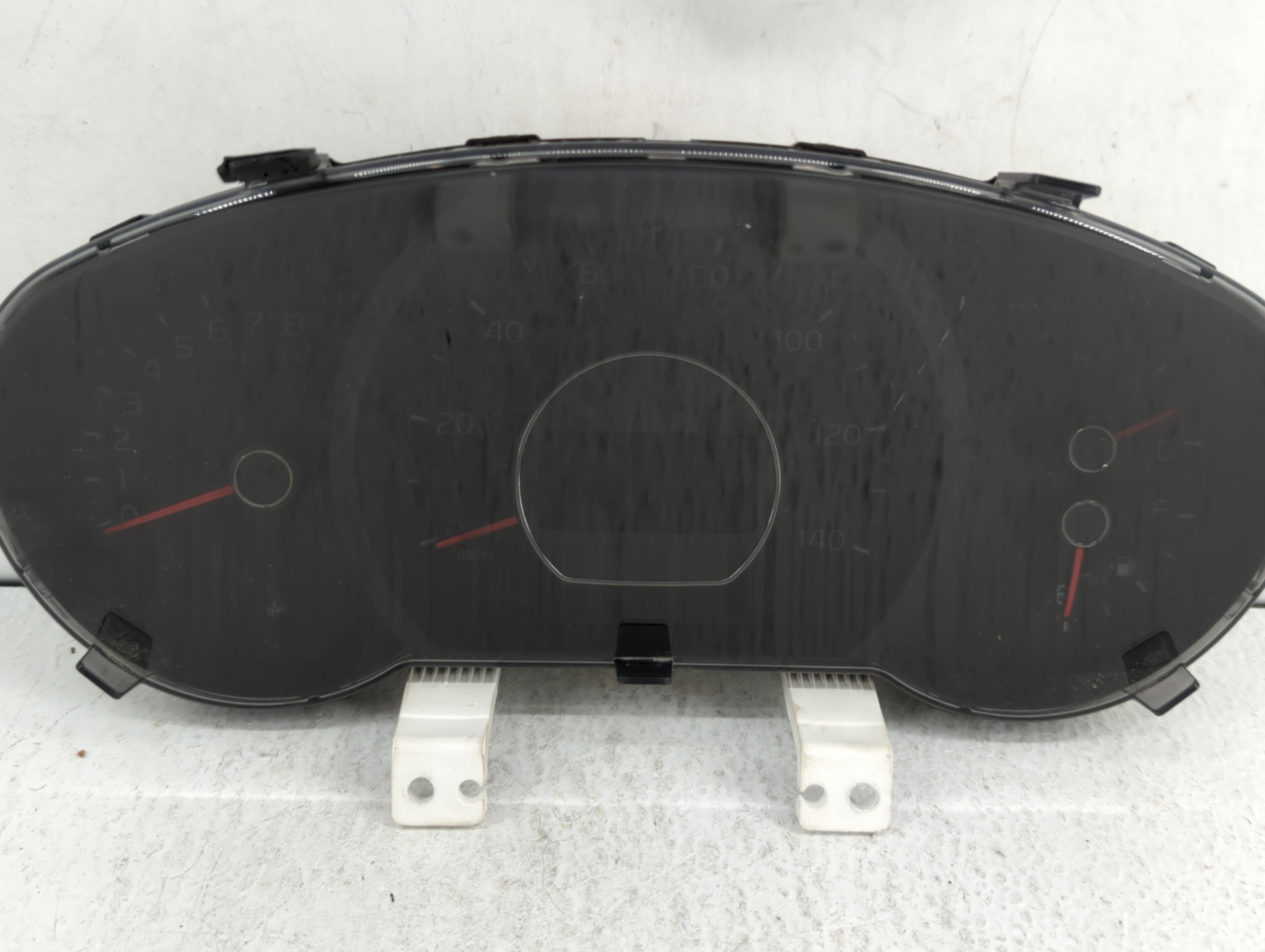 2014-2015 Kia Soul Instrument Cluster Speedometer Gauges P/N:94006-B2510 94006-B2520 Fits 2014 2015 OEM Used Auto Parts - Oemusedautoparts1.com
