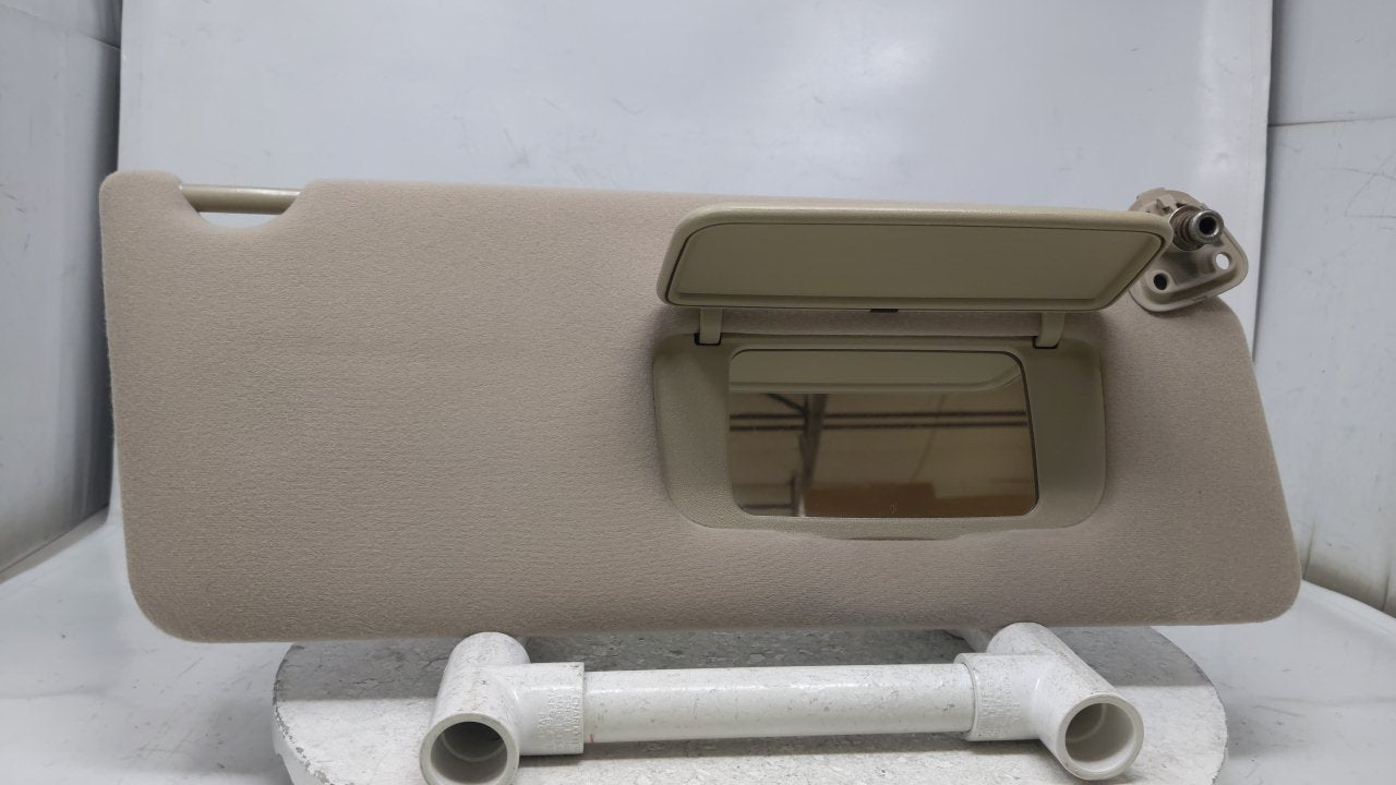 2002 Toyota Camry Sun Visor Shade Replacement Passenger Right Mirror Fits OEM Used Auto Parts - Oemusedautoparts1.com