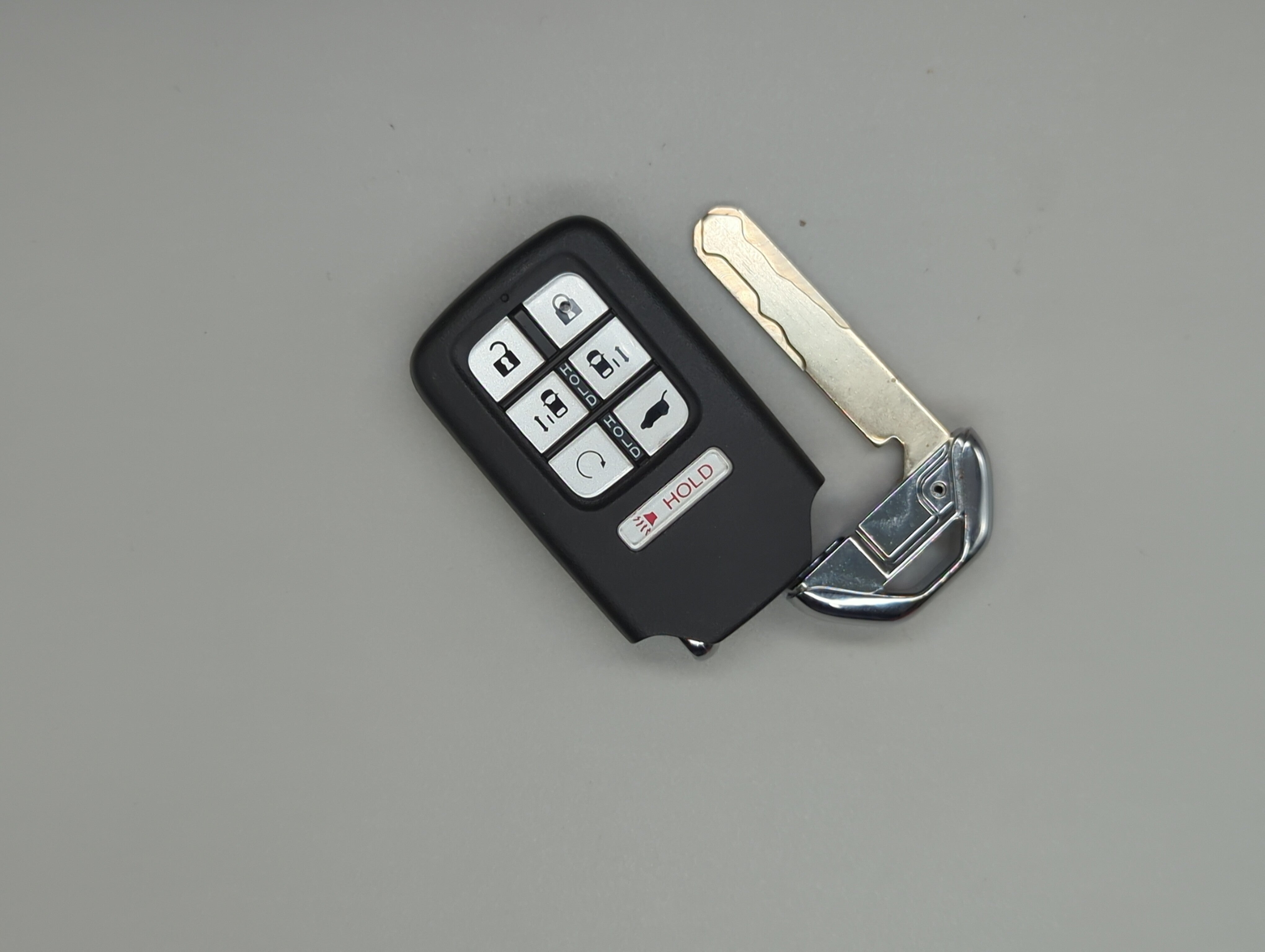 Honda Odyssey Keyless Entry Remote Fob KR5T4X driver1 72147-THR-A61 7 buttons - Oemusedautoparts1.com