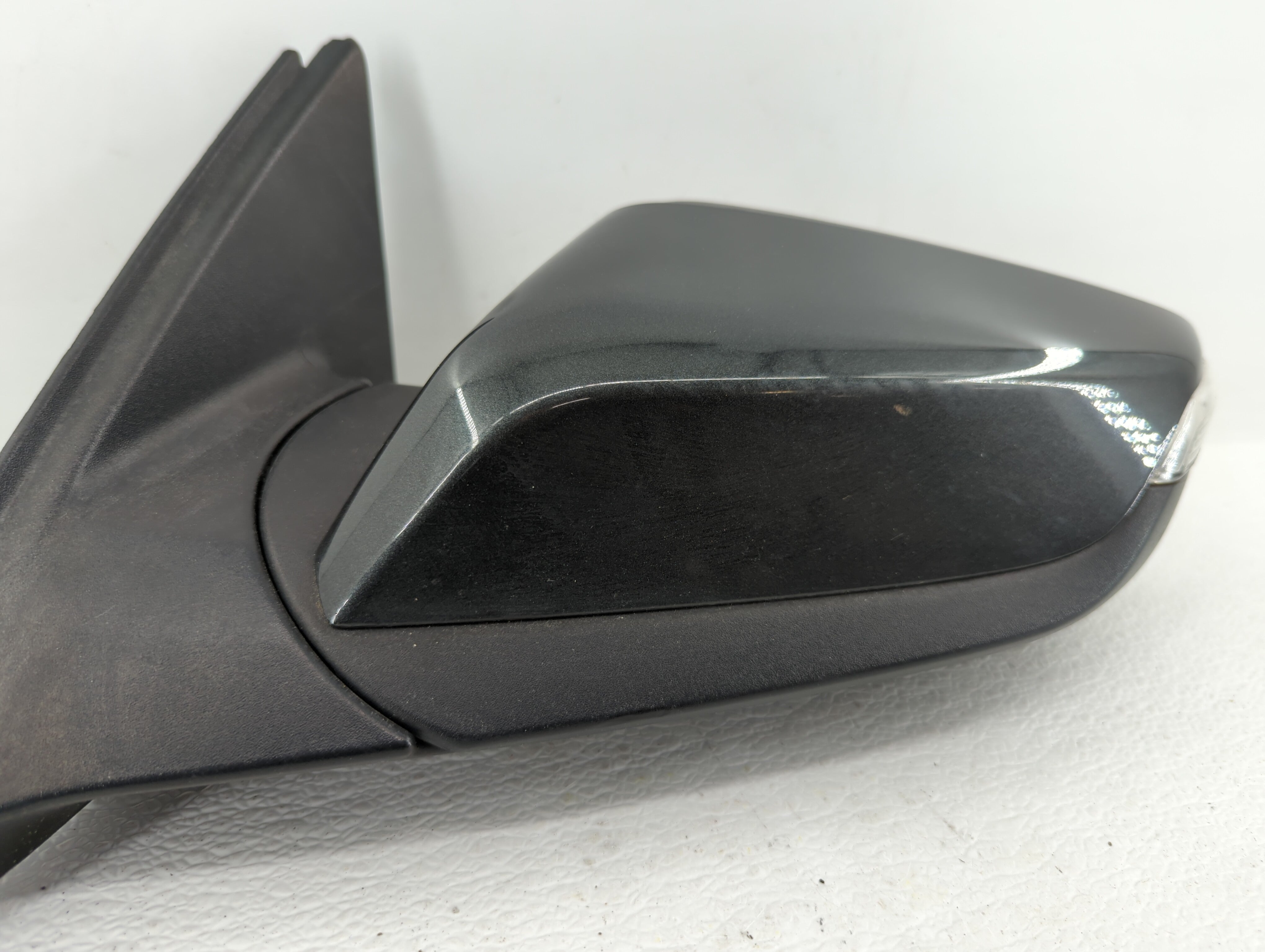 Chevrolet Malibu Side View Mirror Assembly Replacement (Driver