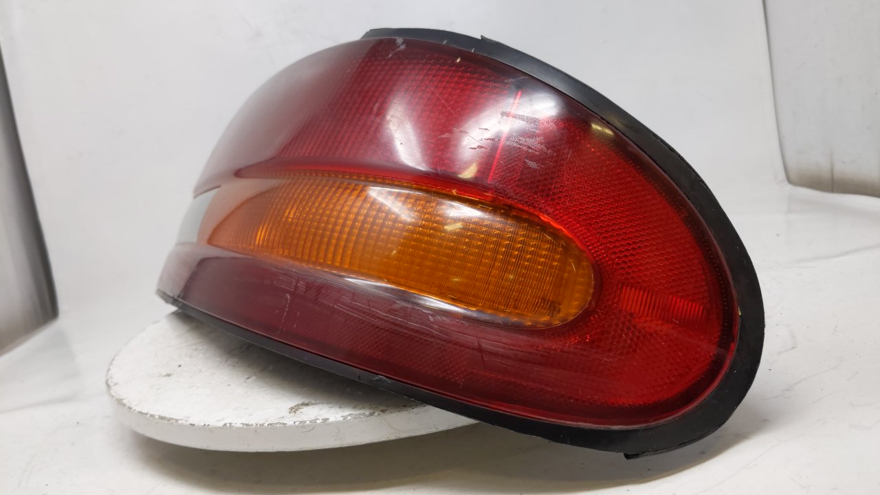 1994 Nissan Altima Tail Light Assembly Passenger Right OEM P/N:220-63361 Fits OEM Used Auto Parts - Oemusedautoparts1.com