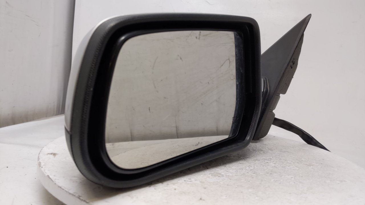 2010-2011 Chevrolet Equinox Side Mirror Replacement Driver Left View Door Mirror P/N:P20858721 Fits 2010 2011 OEM Used Auto Parts - Oemusedautoparts1.com