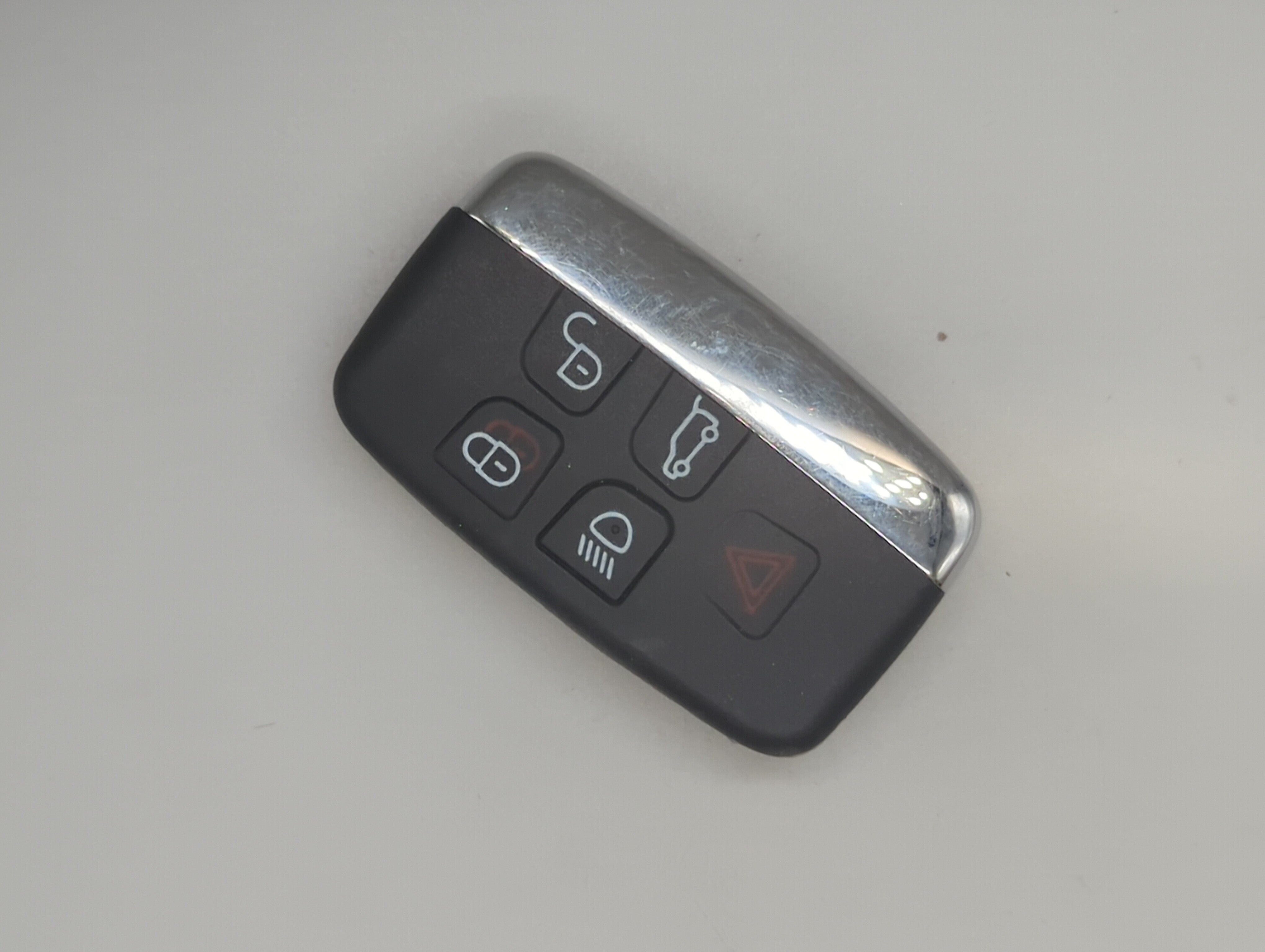 Land Rover Keyless Entry Remote Fob UNKNOWN CH22-15K601-BB 5 buttons - Oemusedautoparts1.com