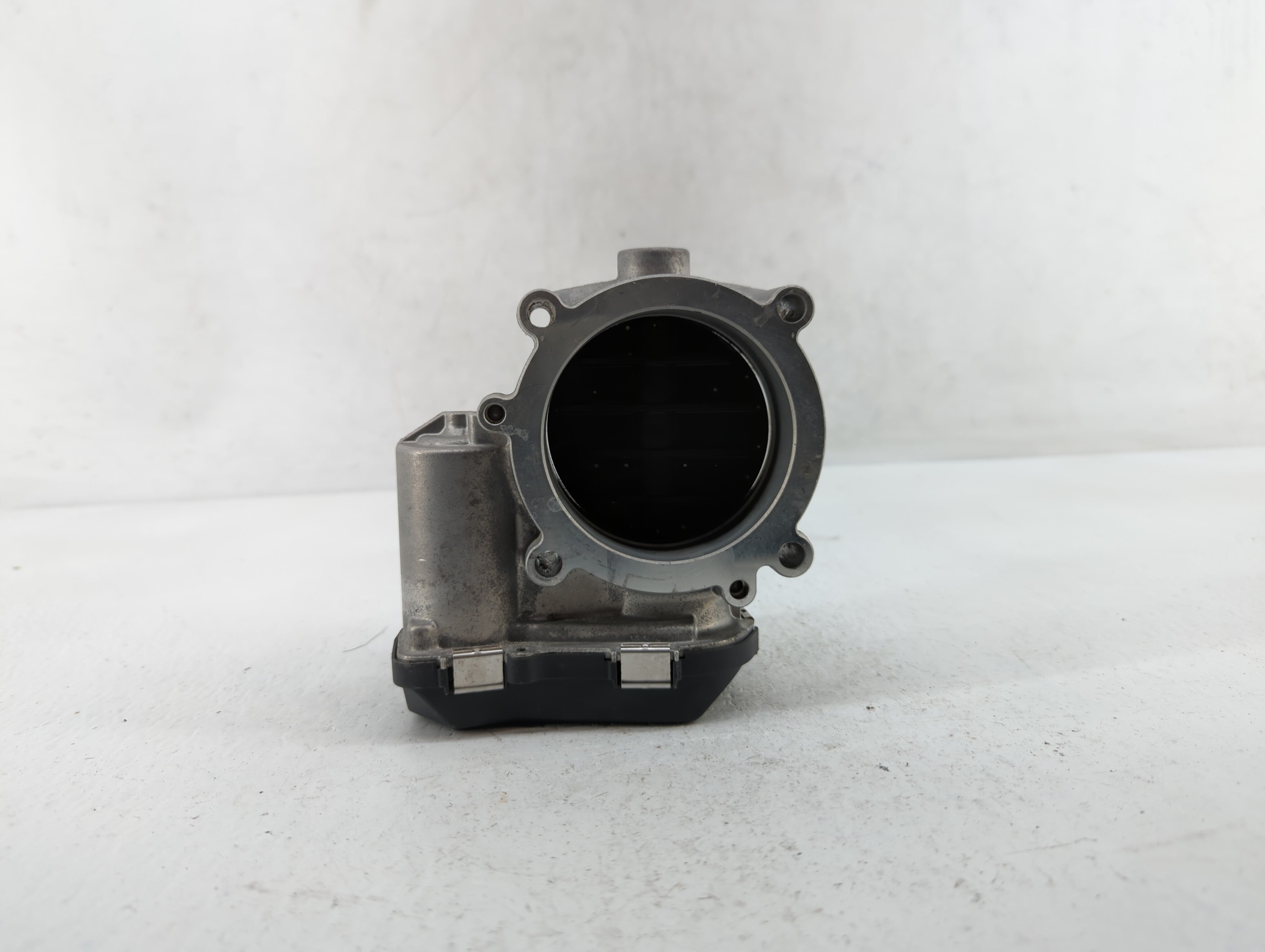 2018-2022 Volkswagen Atlas Throttle Body P/N:03H 133 062 C 03H 133 062 Fits OEM Used Auto Parts - Oemusedautoparts1.com