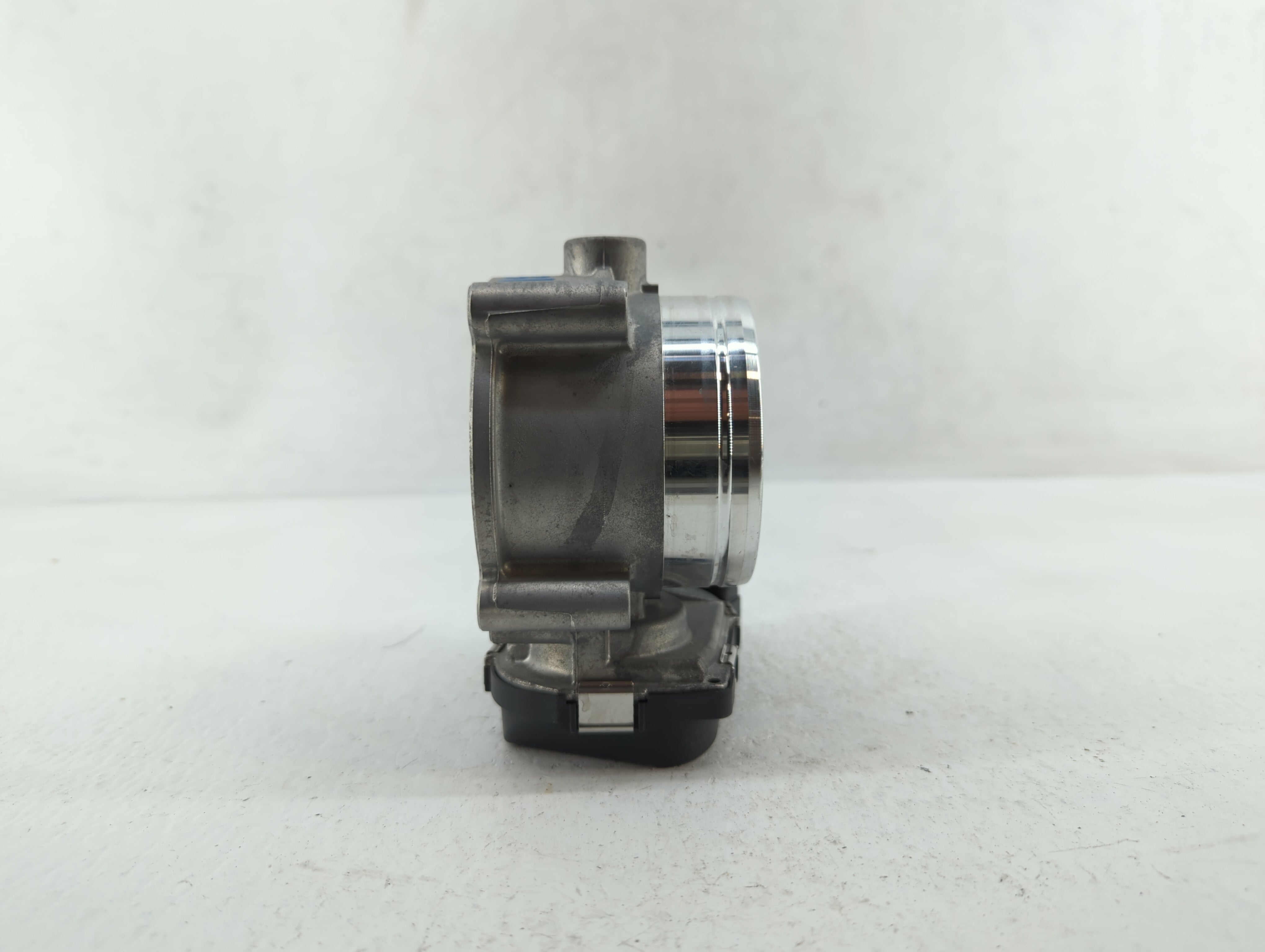 2018-2022 Volkswagen Atlas Throttle Body P/N:03H 133 062 C 03H 133 062 Fits OEM Used Auto Parts - Oemusedautoparts1.com