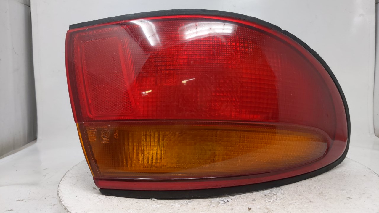 1995 Saab 95 Tail Light Assembly Driver Left OEM Fits OEM Used Auto Parts - Oemusedautoparts1.com