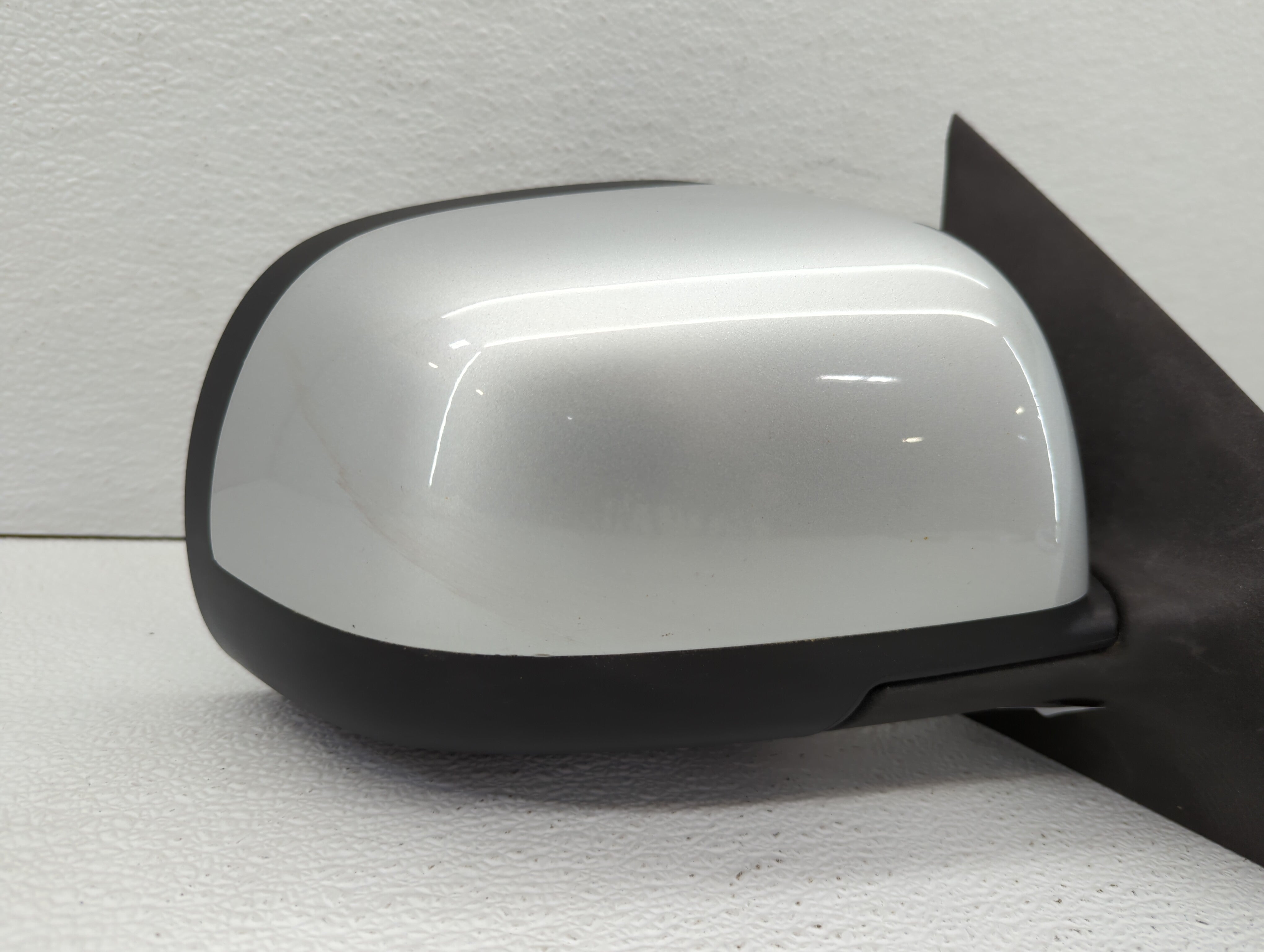 2012-2014 Nissan Versa Side Mirror Replacement Passenger Right View Door Mirror Fits 2012 2013 2014 OEM Used Auto Parts - Oemusedautoparts1.com