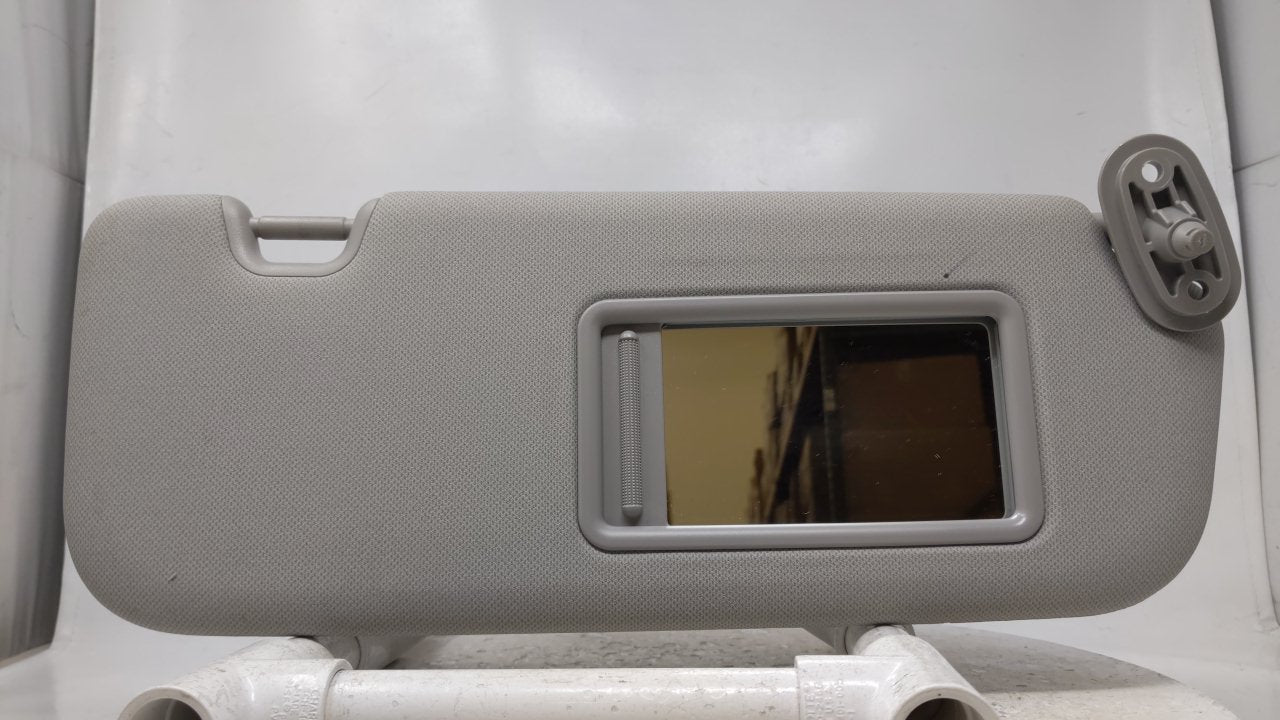 2014 Kia Forte Sun Visor Shade Replacement Passenger Right Mirror Fits OEM Used Auto Parts - Oemusedautoparts1.com