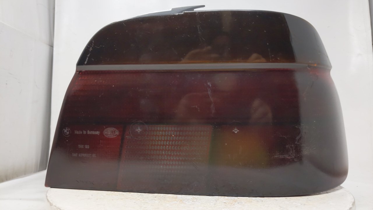 1997 Bmw 528i Tail Light Assembly Driver Left OEM Fits OEM Used Auto Parts - Oemusedautoparts1.com