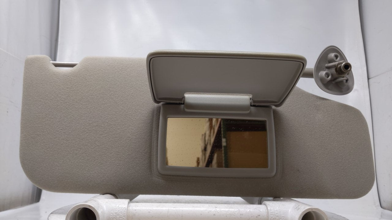 2000 Ford Taurus Sun Visor Shade Replacement Passenger Right Mirror Fits OEM Used Auto Parts - Oemusedautoparts1.com