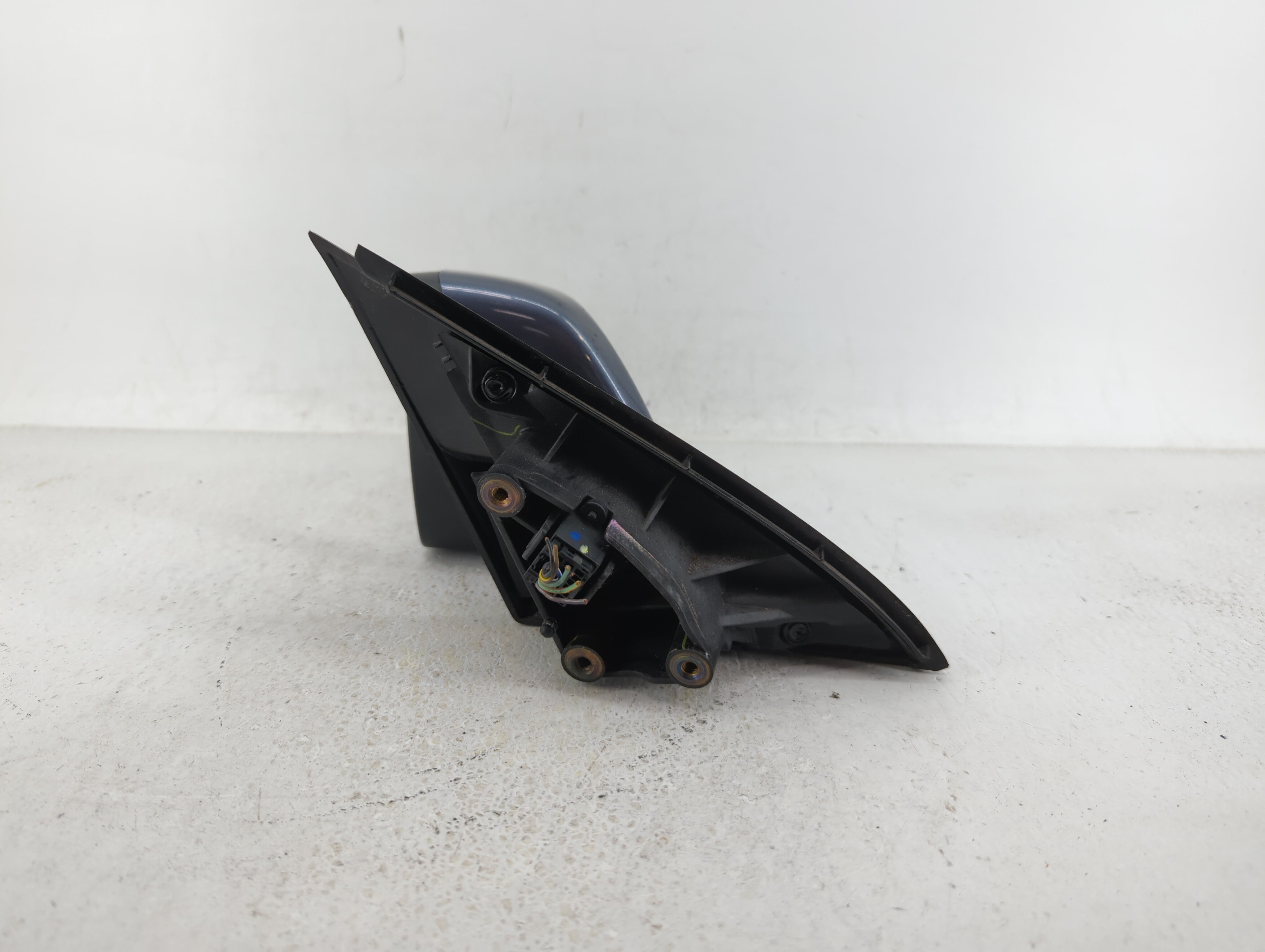 2013 Chevrolet Malibu Side Mirror Replacement Driver Left View Door Mirror P/N:23101268 22860542 Fits OEM Used Auto Parts - Oemusedautoparts1.com