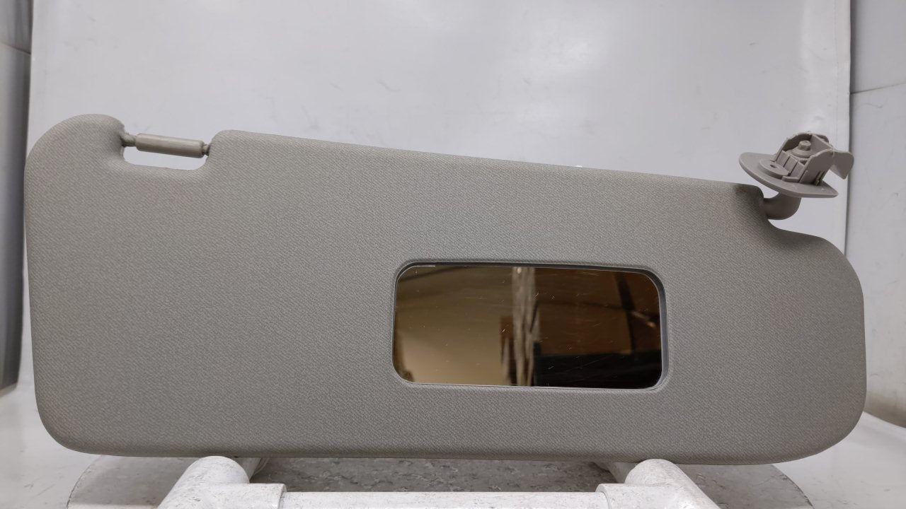 2004 Chevrolet Aveo Sun Visor Shade Replacement Passenger Right Mirror Fits OEM Used Auto Parts - Oemusedautoparts1.com