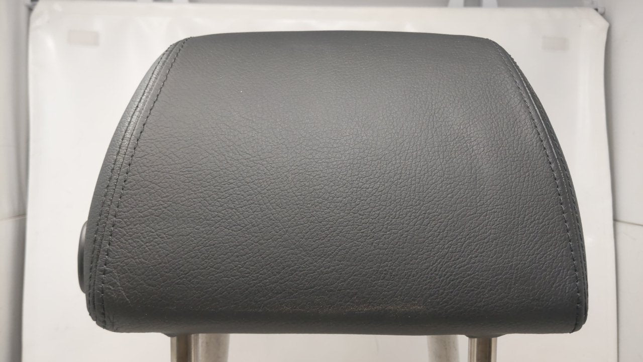 1998 Volkswagen Passat Headrest Head Rest Front Driver Passenger Seat Fits OEM Used Auto Parts - Oemusedautoparts1.com