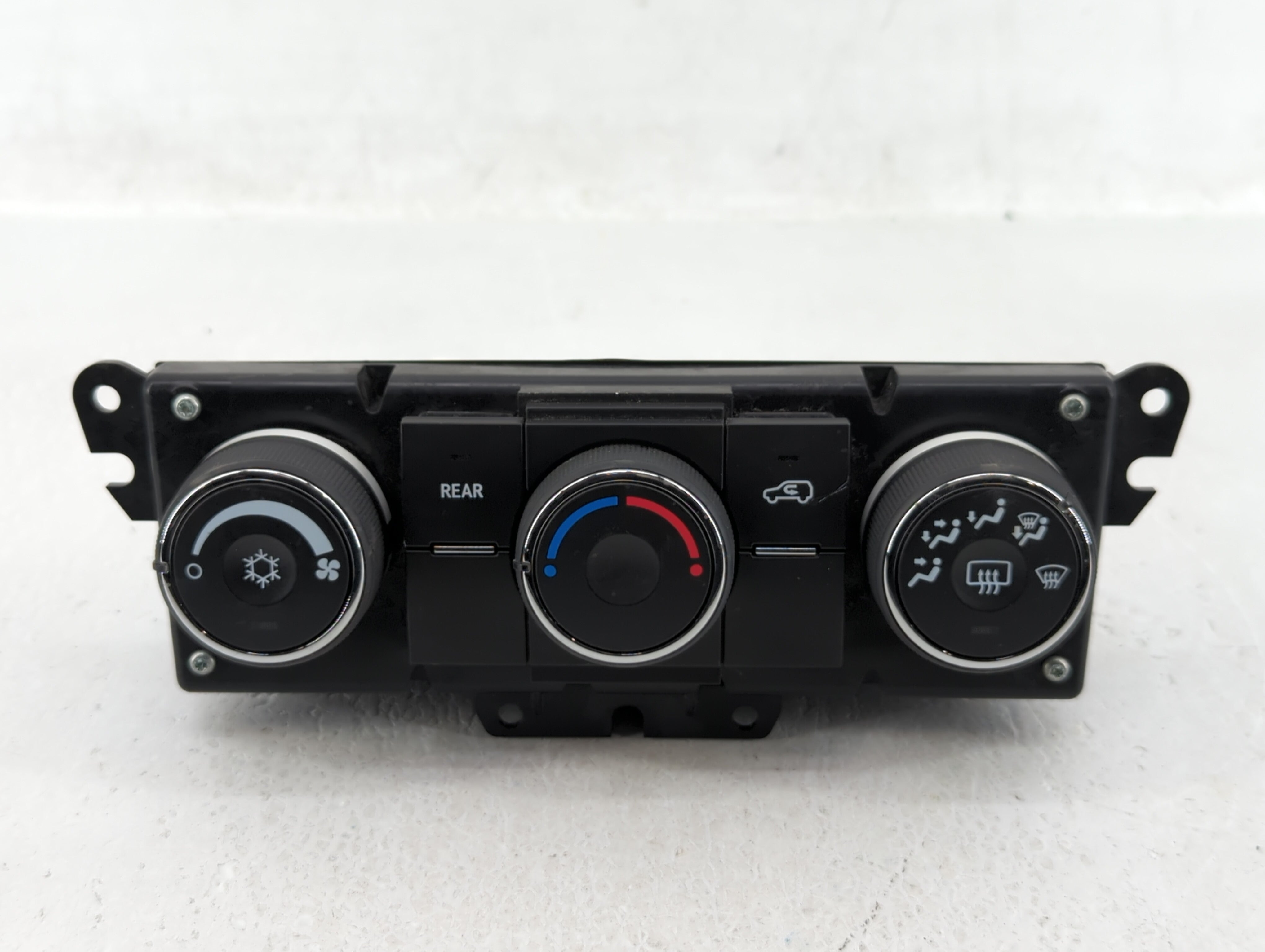2013-2016 Gmc Acadia Climate Control Module Temperature AC/Heater Replacement P/N:22969801 Fits 2013 2014 2015 2016 OEM Used Auto Parts - Oemusedautoparts1.com