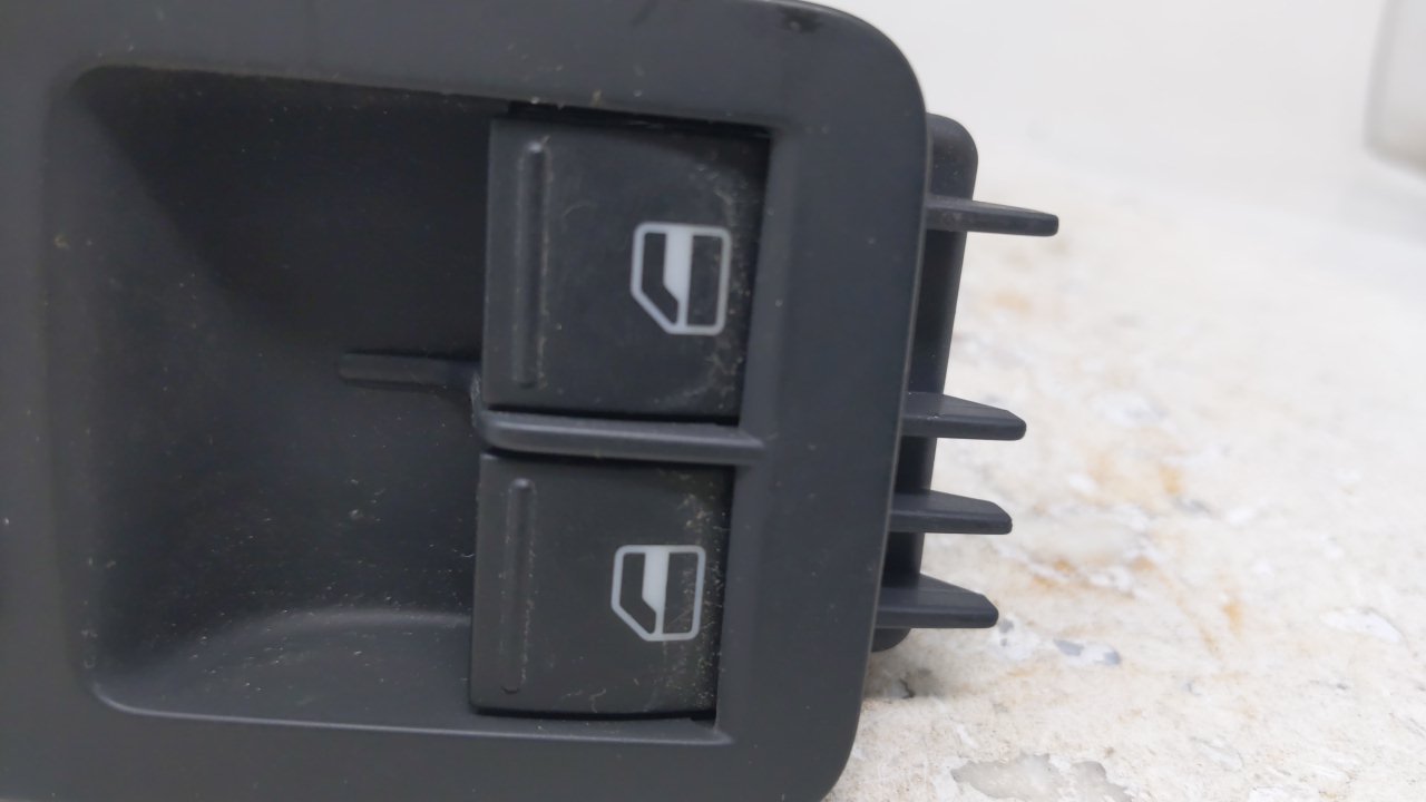 2006 Volkswagen Golf Master Power Window Switch Replacement Driver Side Left Fits OEM Used Auto Parts - Oemusedautoparts1.com