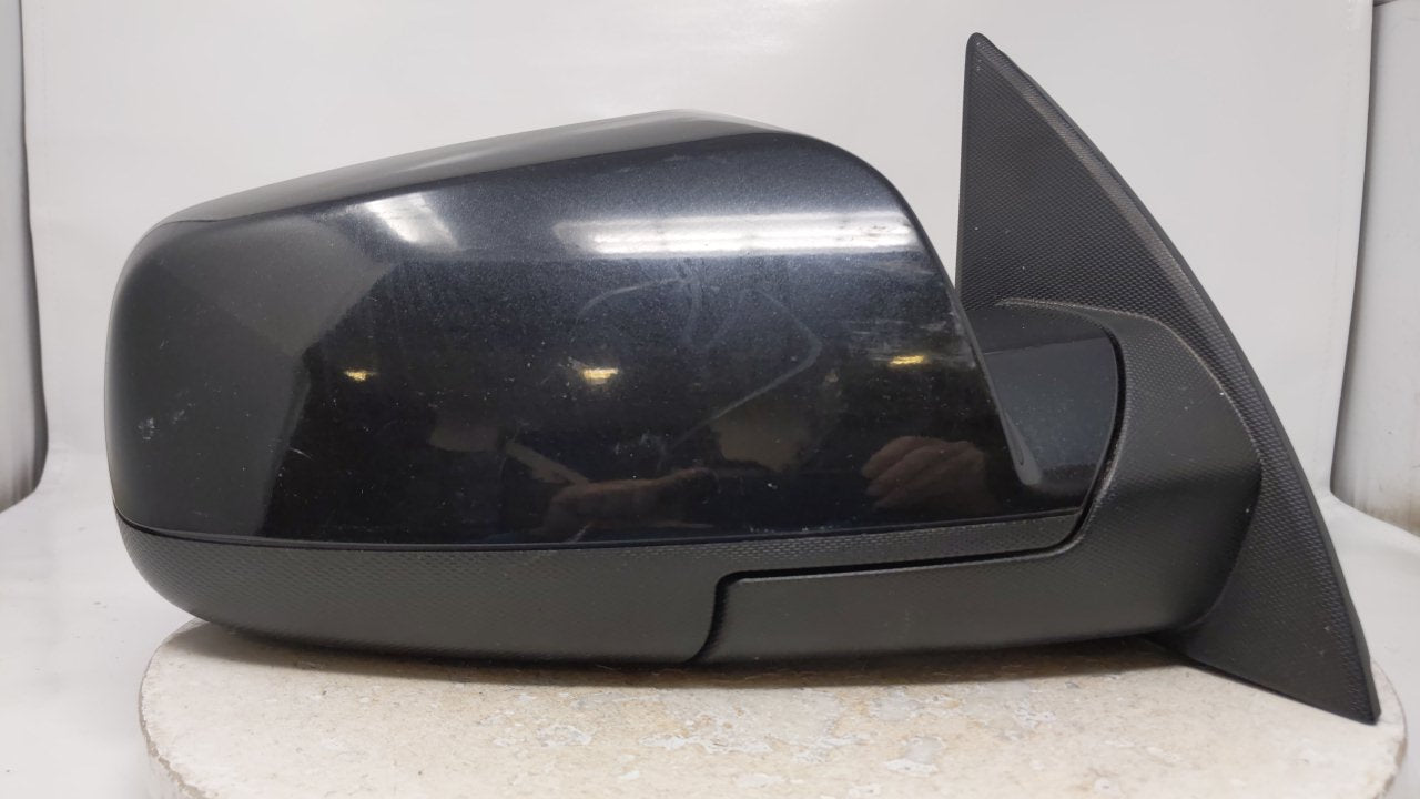 2010-2011 Chevrolet Equinox Side Mirror Replacement Passenger Right View Door Mirror Fits 2010 2011 OEM Used Auto Parts - Oemusedautoparts1.com