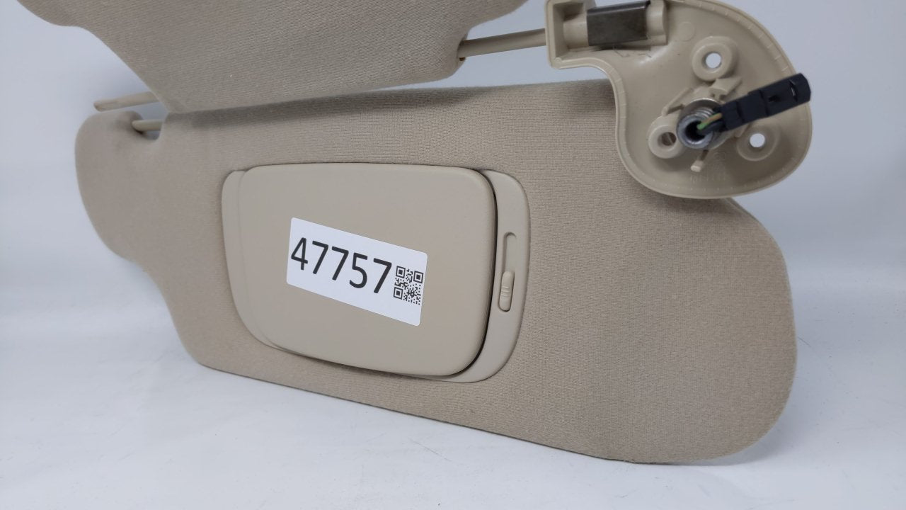 2000 Ford Taurus Passenger Right Sun Visor Sunvisor Tan - Oemusedautoparts1.com