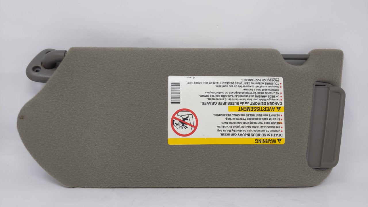 2000-2005 Chevrolet Impala Passenger Right Sun Visor Sunvisor Gray - Oemusedautoparts1.com