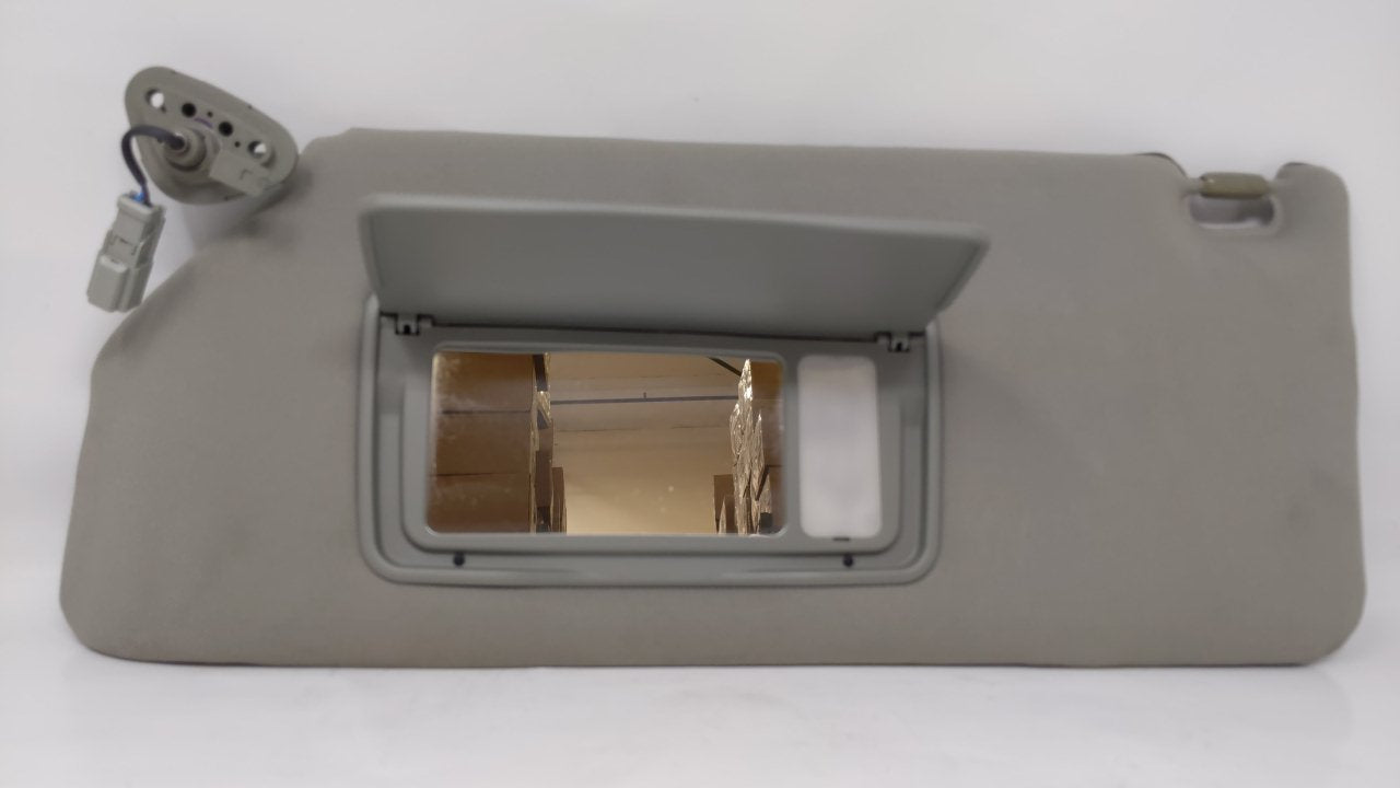 2005 Honda Odyssey Sun Visor Shade Replacement Passenger Right Mirror Fits OEM Used Auto Parts - Oemusedautoparts1.com