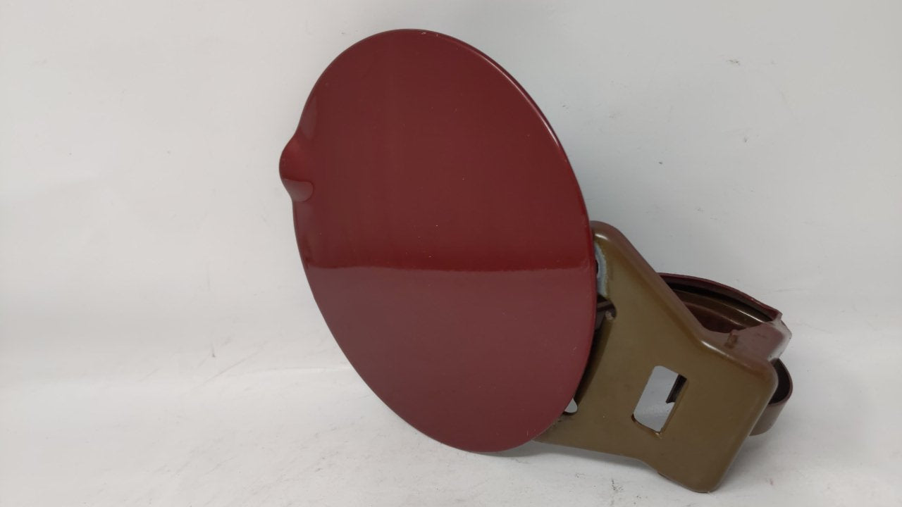 2005 Mercury Monterey Fuel Tank Door Lid Gas Tank Maroon - Oemusedautoparts1.com