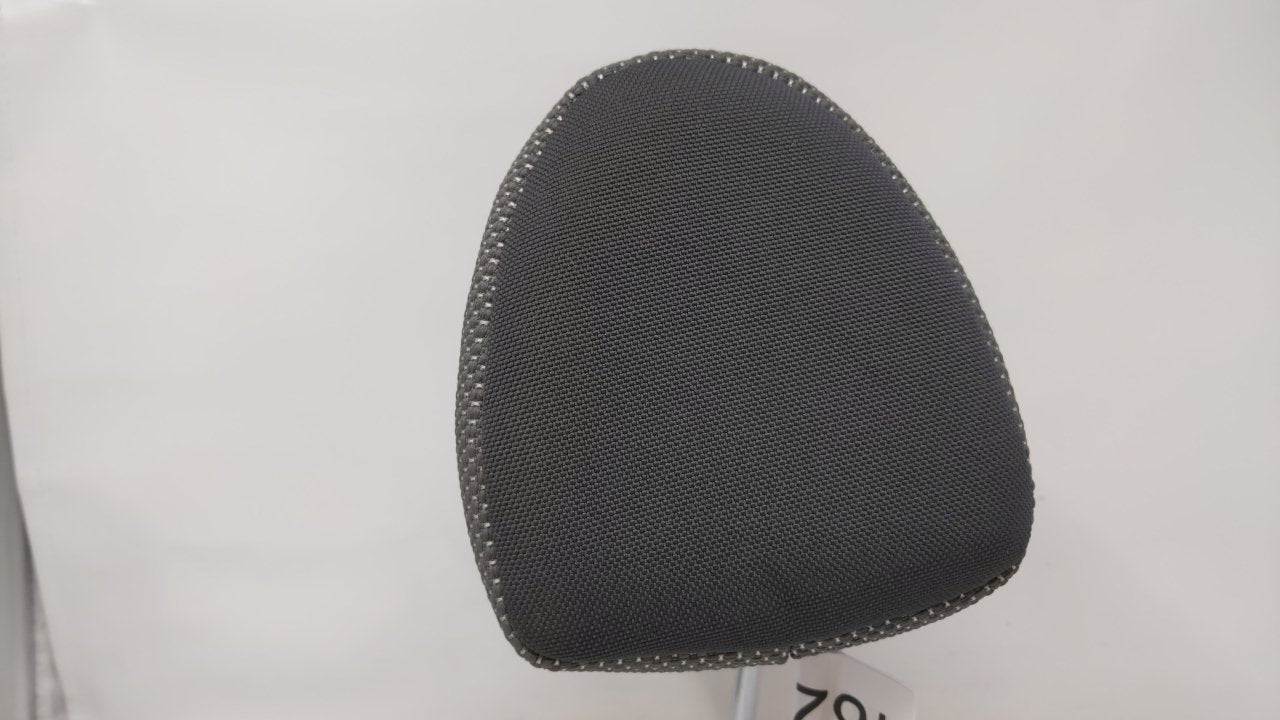 2004 Suzuki Forenza Headrest Head Rest Rear Seat Fits OEM Used Auto Parts - Oemusedautoparts1.com