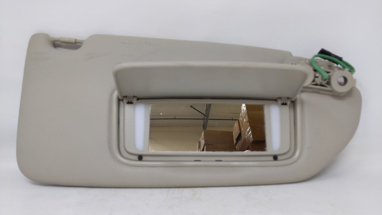 2002 Volvo S60 Sun Visor Shade Replacement Passenger Right Mirror Fits OEM Used Auto Parts - Oemusedautoparts1.com