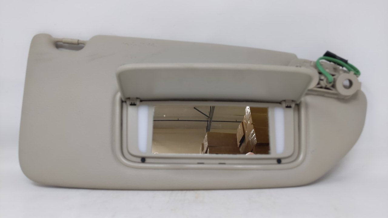 2002 Volvo S60 Sun Visor Shade Replacement Passenger Right Mirror Fits OEM Used Auto Parts - Oemusedautoparts1.com