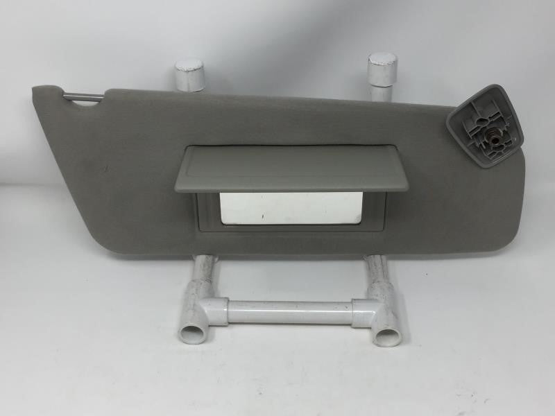 2004-2008 Ford F-150 Sun Visor Shade Replacement Passenger Right Mirror Fits 2004 2005 2006 2007 2008 OEM Used Auto Parts - Oemusedautoparts1.com