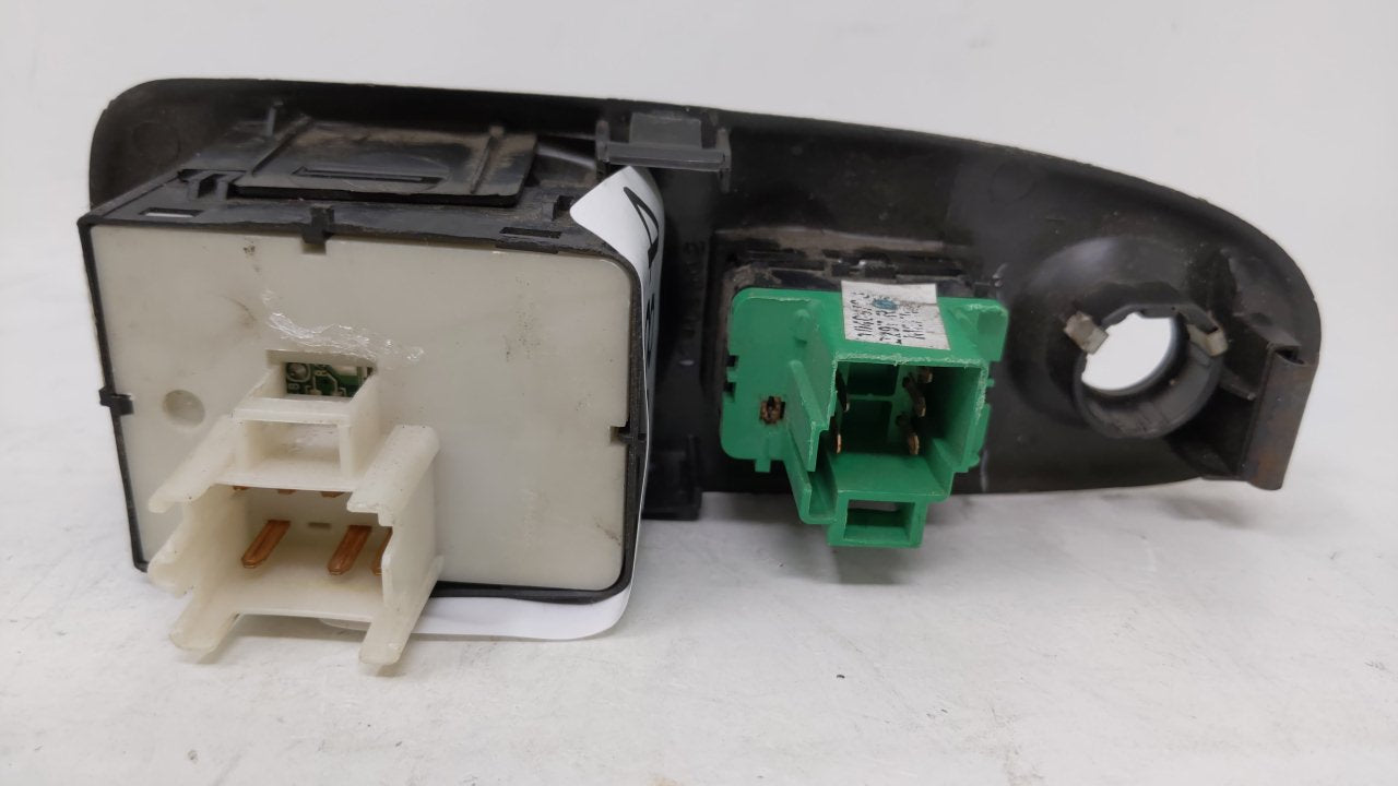 2000 Volvo Fe Master Power Window Switch Replacement Driver Side Left Fits 2001 2002 2003 2004 2005 OEM Used Auto Parts - Oemusedautoparts1.com