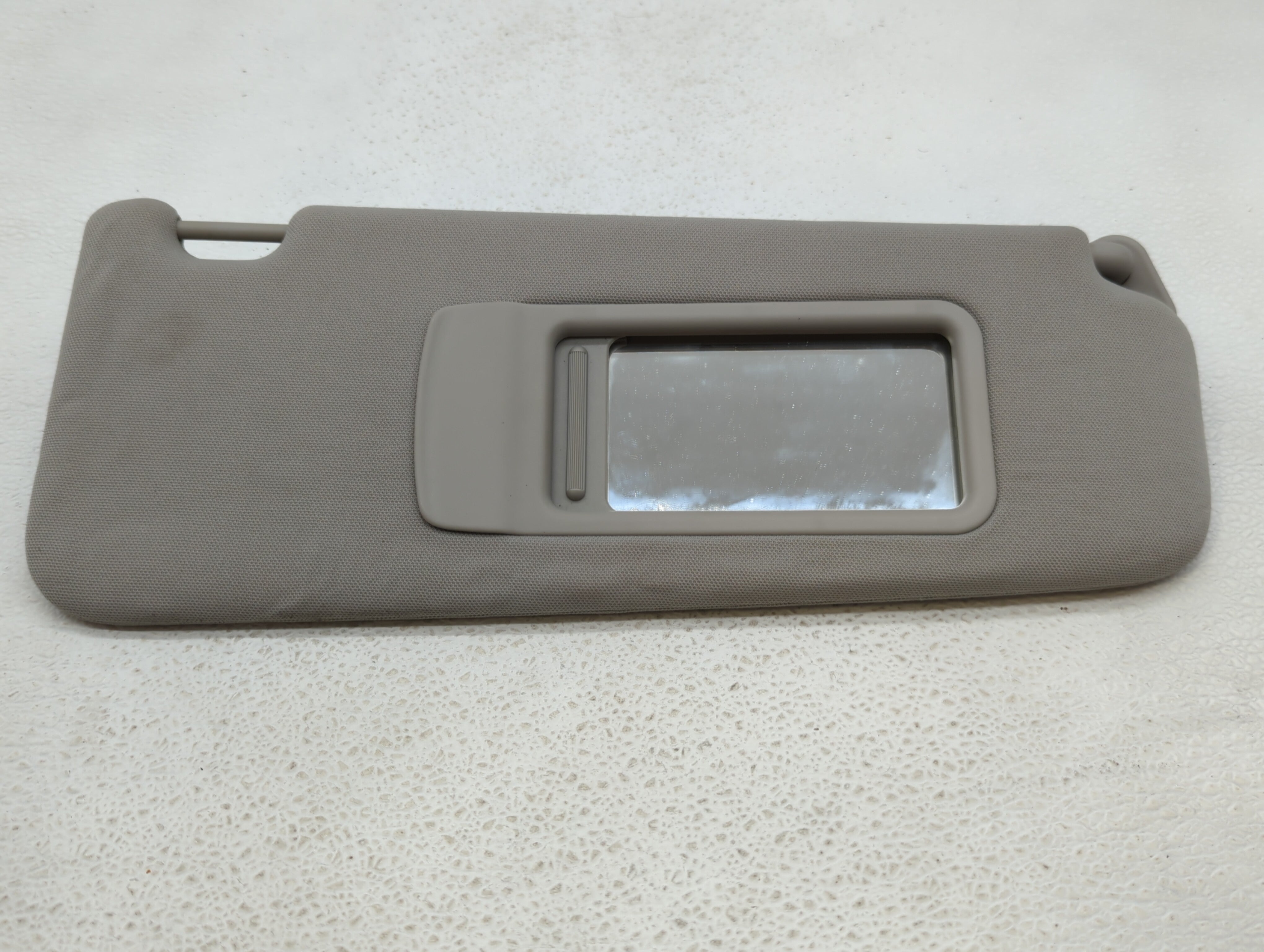2006 Bmw 330i Sun Visor Shade Replacement Passenger Right Mirror Fits 2001  2002 2003 2004 2005 2007 2008 2009 2010 2011 OEM Used Auto Parts