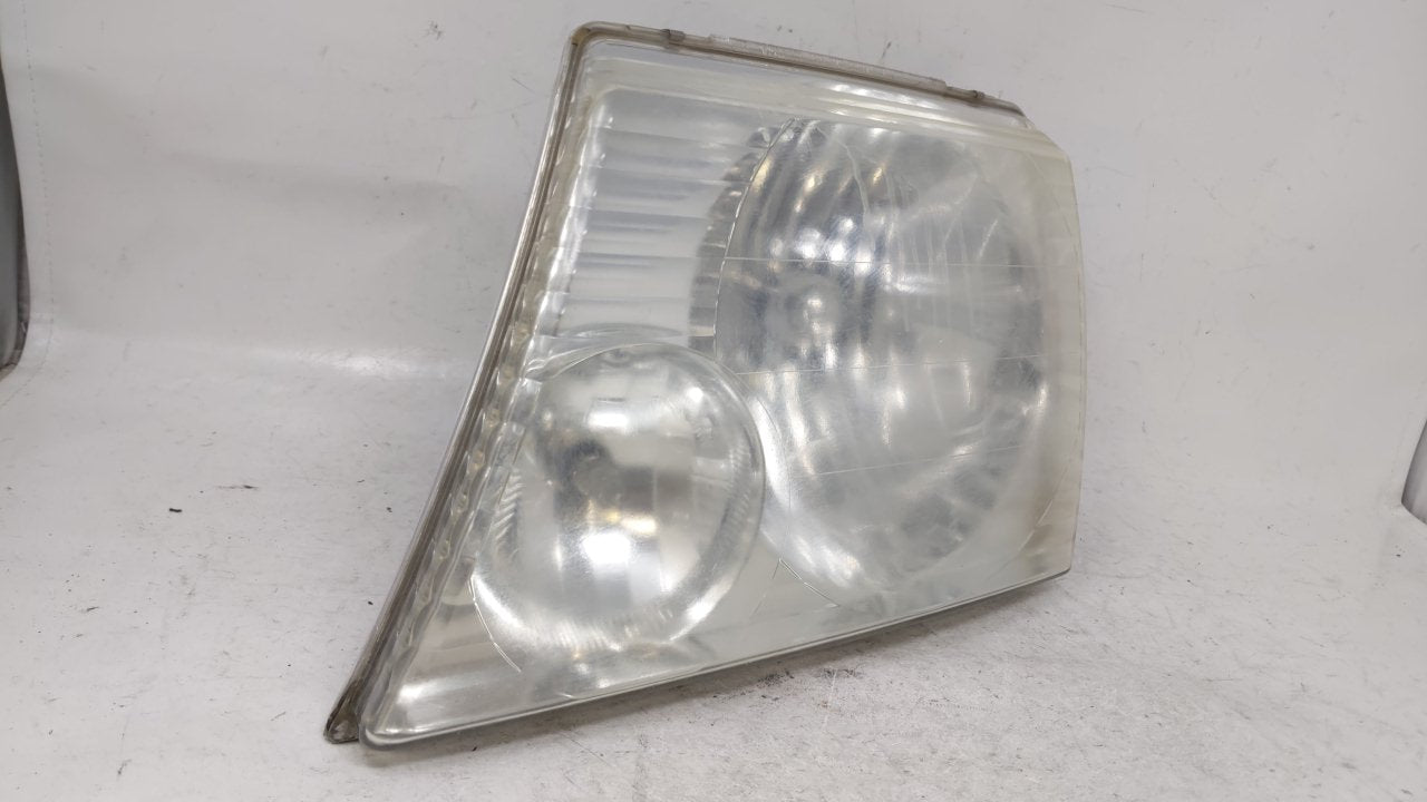 2002-2005 Ford Explorer Passenger Right Oem Head Light Headlight Lamp - Oemusedautoparts1.com