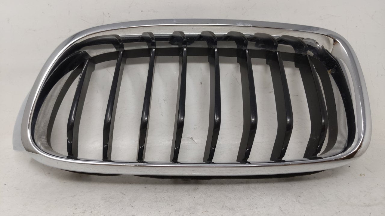 2017-2017 Bmw 330i Front Bumper Grille Cover - Oemusedautoparts1.com