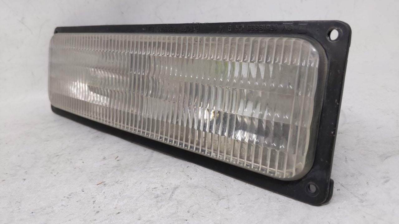 1995-2000 Chevrolet Tahoe Driver Left Oem Fog Light Lamp - Oemusedautoparts1.com