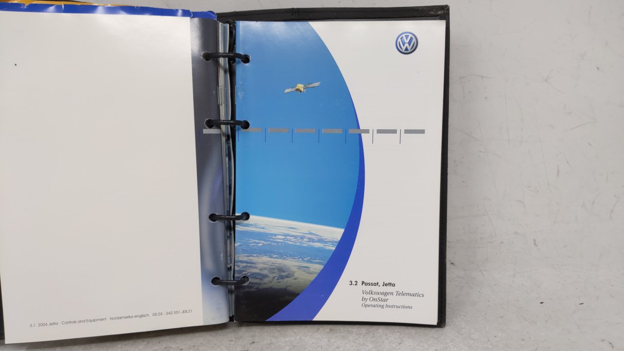 2004 Volkswagen Golf Owners Manual Book Guide OEM Used Auto Parts - Oemusedautoparts1.com