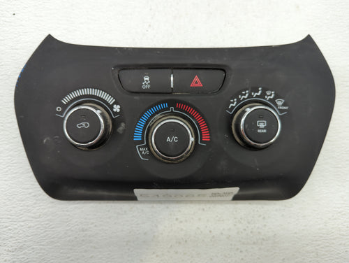 2015-2018 Jeep Cherokee Climate Control Module Temperature AC/Heater Replacement P/N:P5ZS93DX9AA Fits 2015 2016 2017 2018 OEM Used Auto Parts