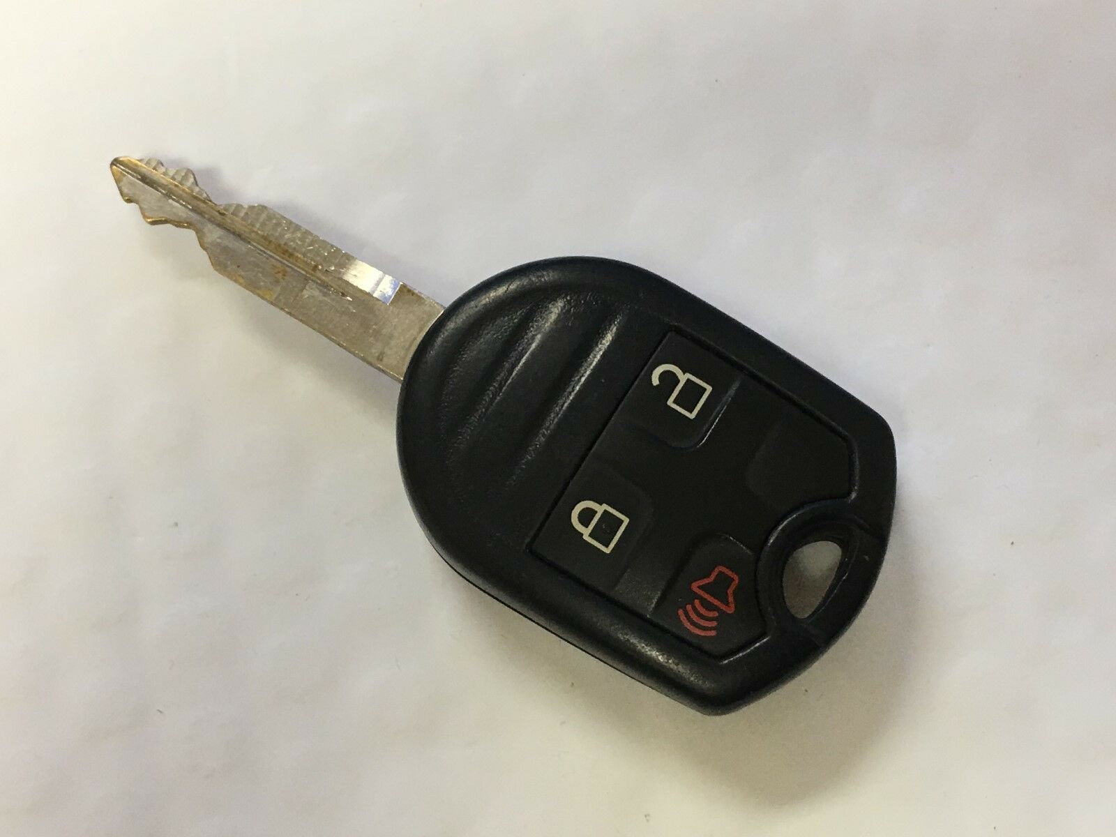 Ford Keyless Entry Remote Fob Cwtwb1u793 B**T-19h316-* 3 Buttons - Oemusedautoparts1.com