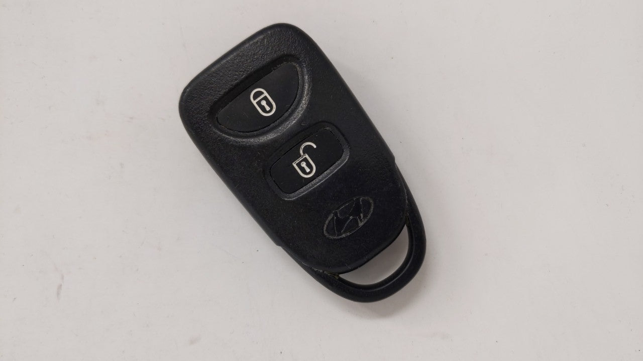 Hyundai Santa Fe Keyless Entry Remote Fob Pinha-T038 3 Buttons - Oemusedautoparts1.com