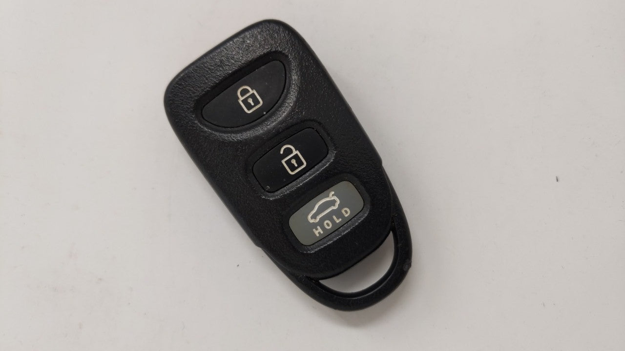 Kia Forte Keyless Entry Remote Fob Pinha-T008 4 Buttons - Oemusedautoparts1.com